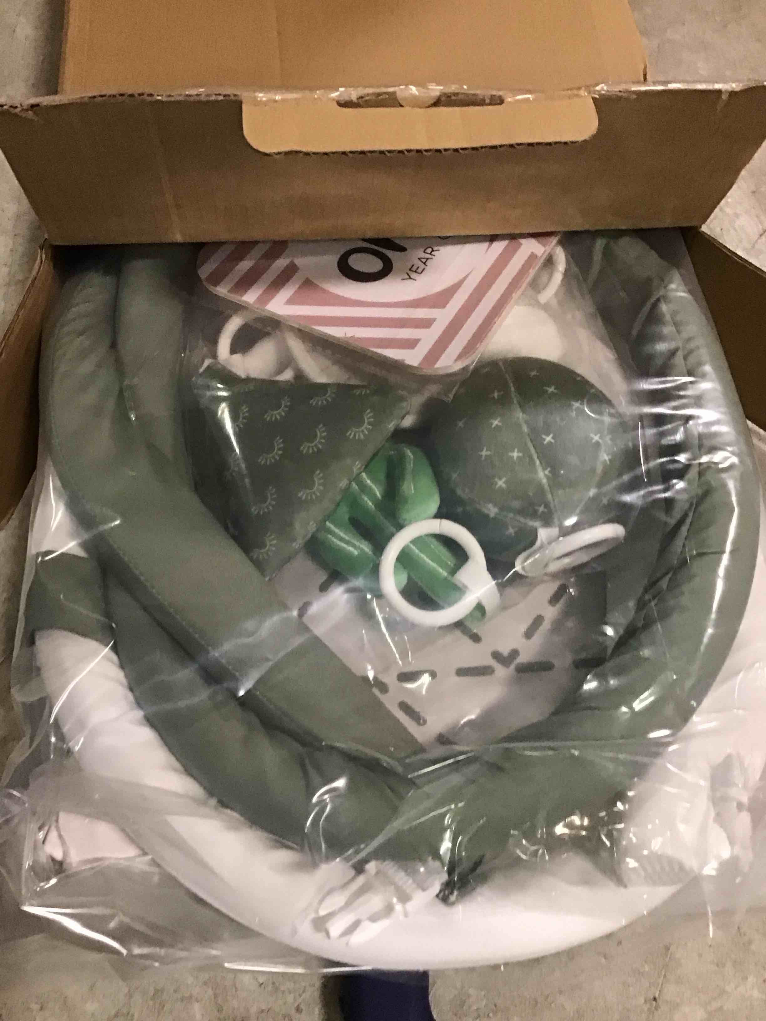 https://s3.amazonaws.com/lotting-images-prod/bidfta/BLU6739035_1720197375812.jpeg