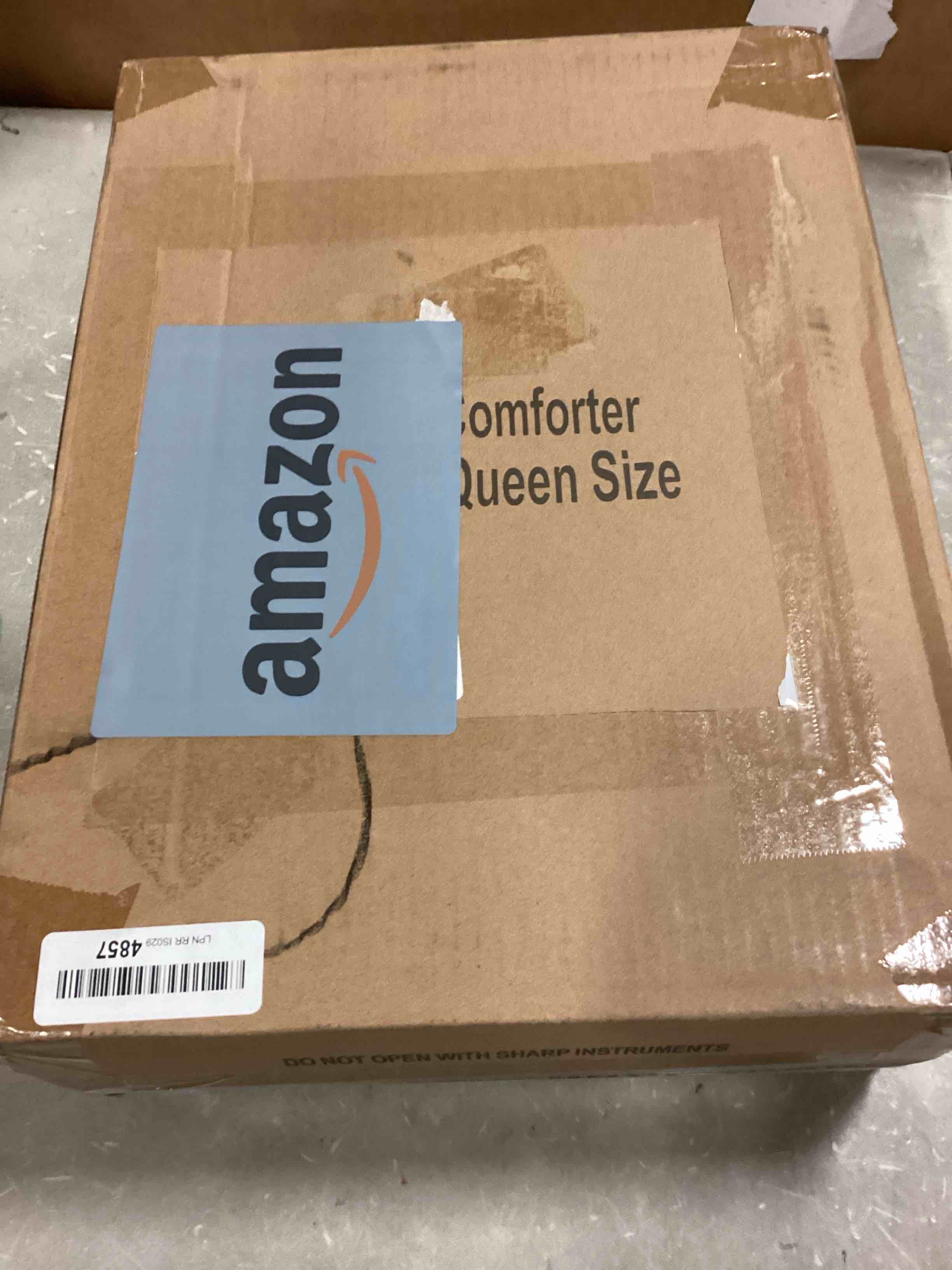 https://s3.amazonaws.com/lotting-images-prod/bidfta/BLU6739337_1720529224720.jpeg
