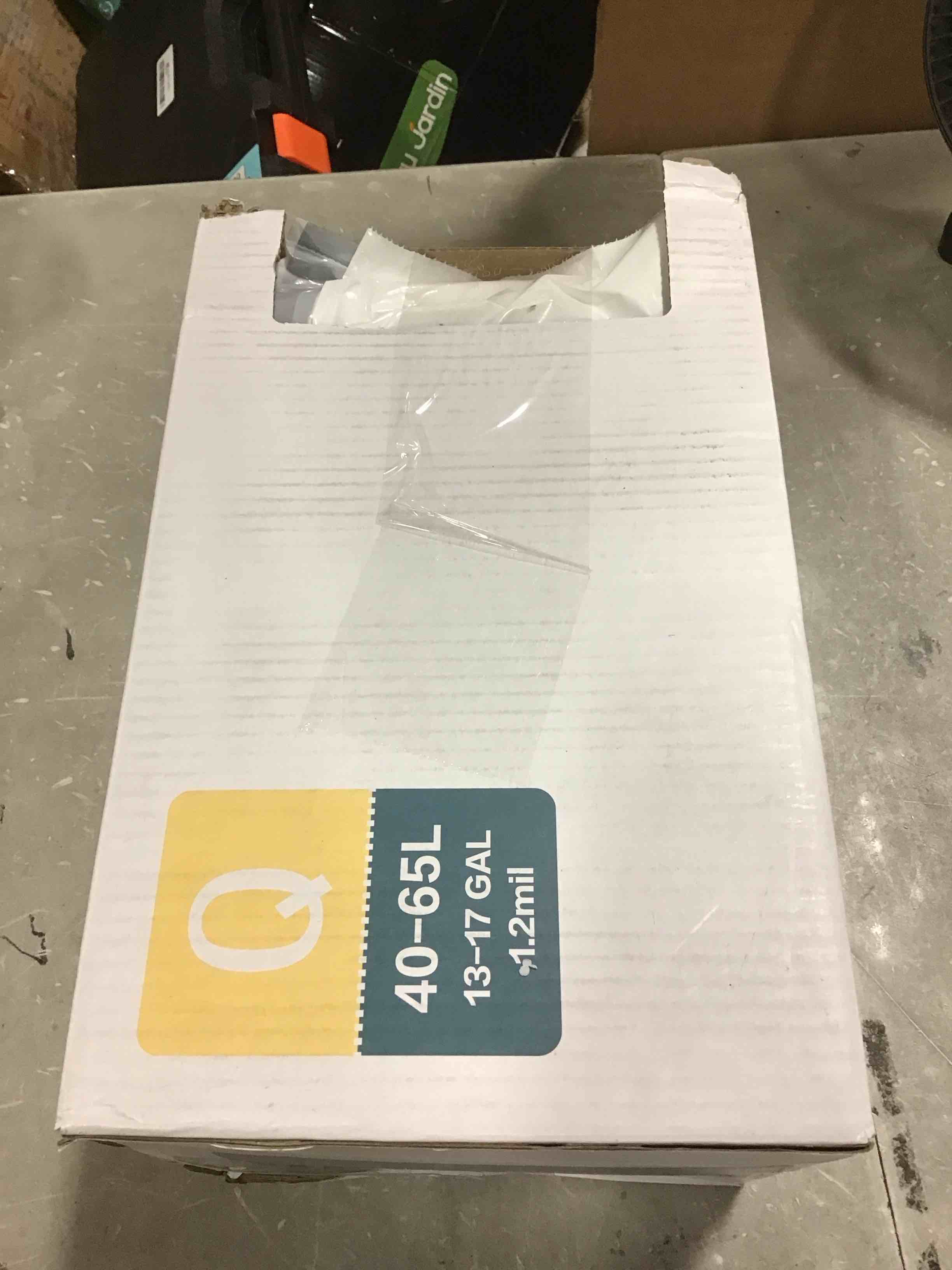https://s3.amazonaws.com/lotting-images-prod/bidfta/BLU6739710_1720618370526.jpeg