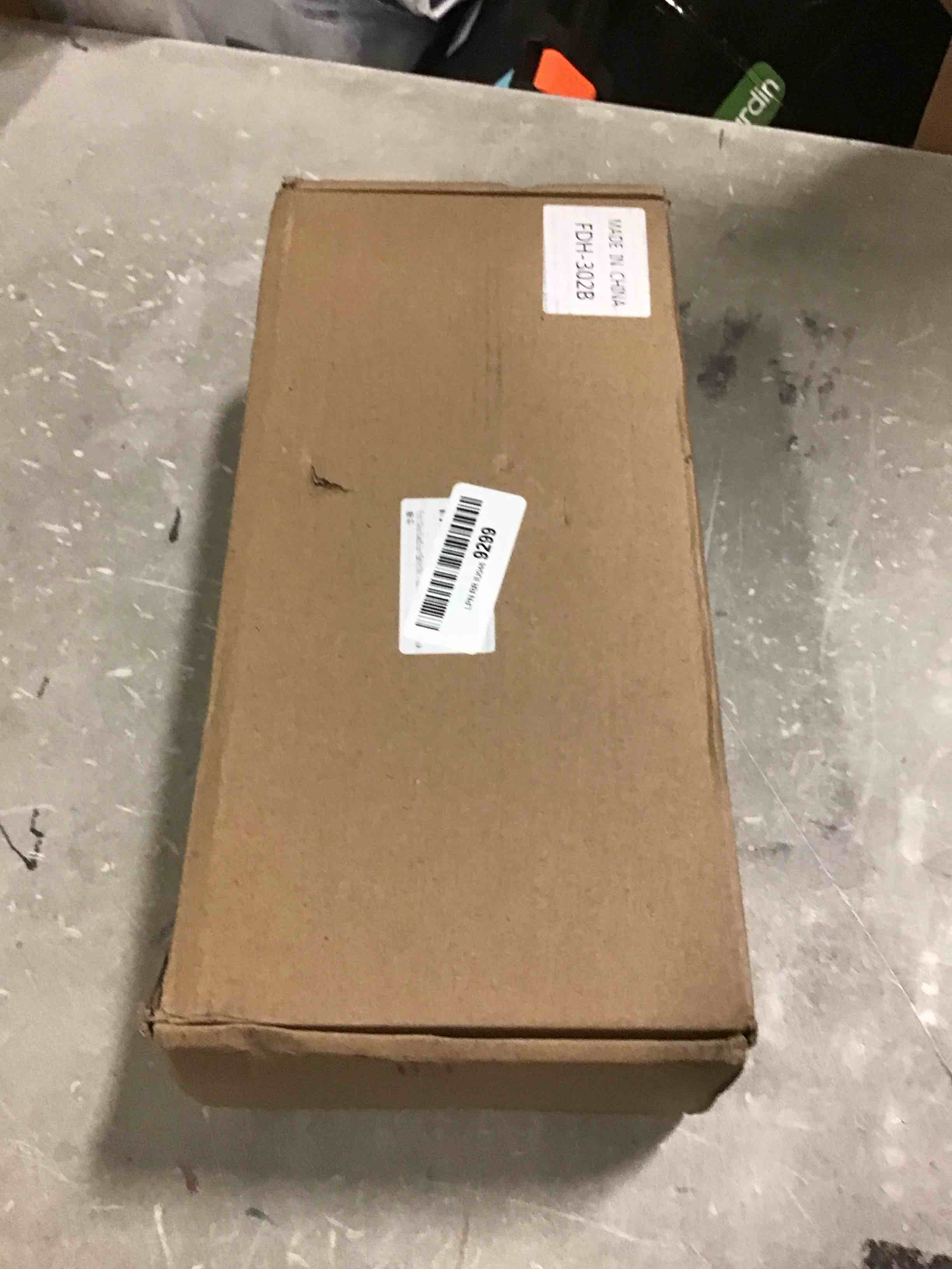 https://s3.amazonaws.com/lotting-images-prod/bidfta/BLU6739722_1720618850722.jpeg