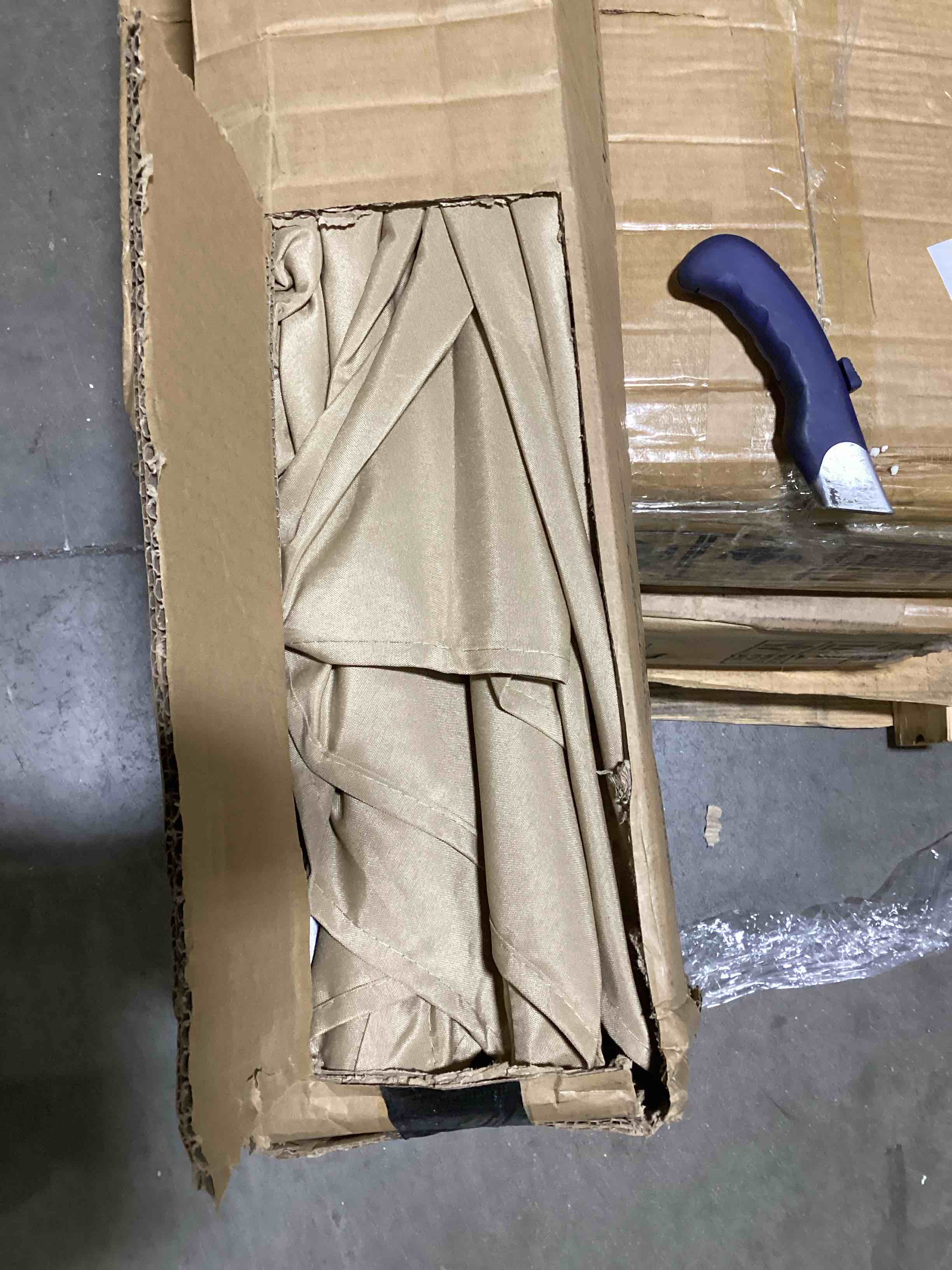 https://s3.amazonaws.com/lotting-images-prod/bidfta/BLU6740381_1723043348422.jpeg