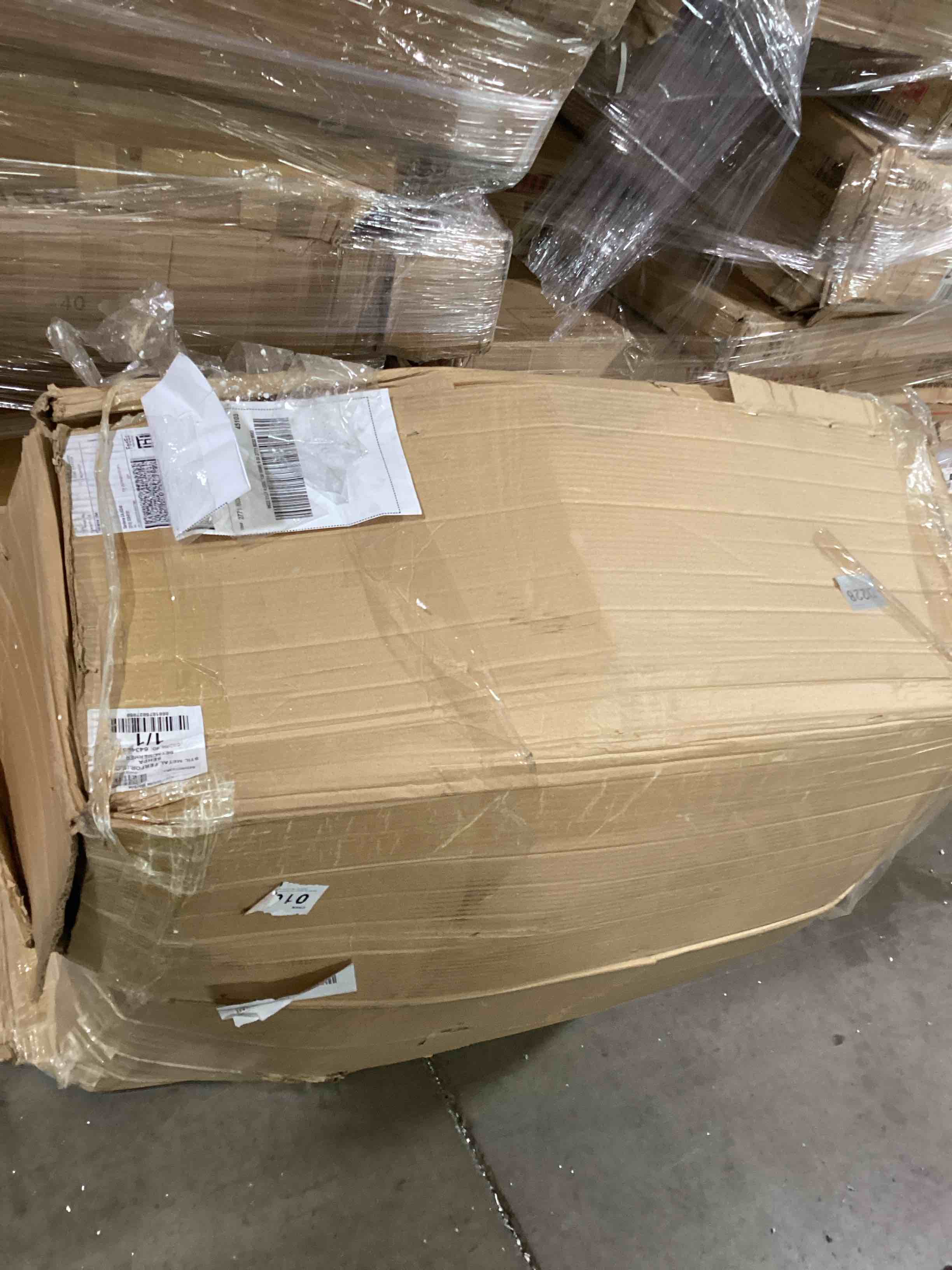 https://s3.amazonaws.com/lotting-images-prod/bidfta/BLU6740783_1723224117265.jpeg