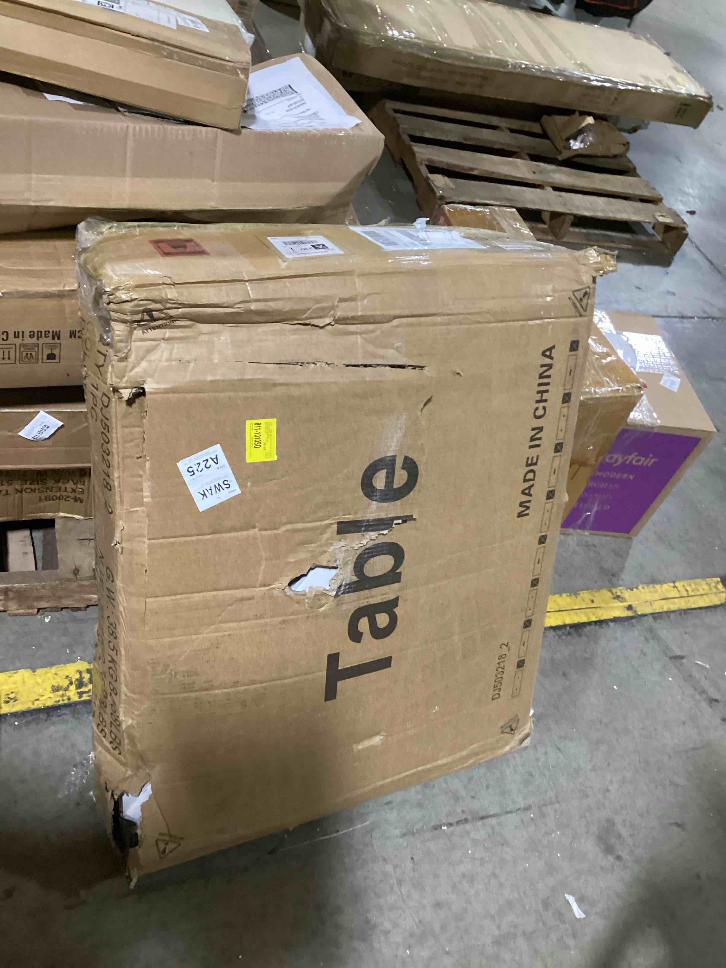 https://s3.amazonaws.com/lotting-images-prod/bidfta/BLU6741196_1724242027497.jpeg