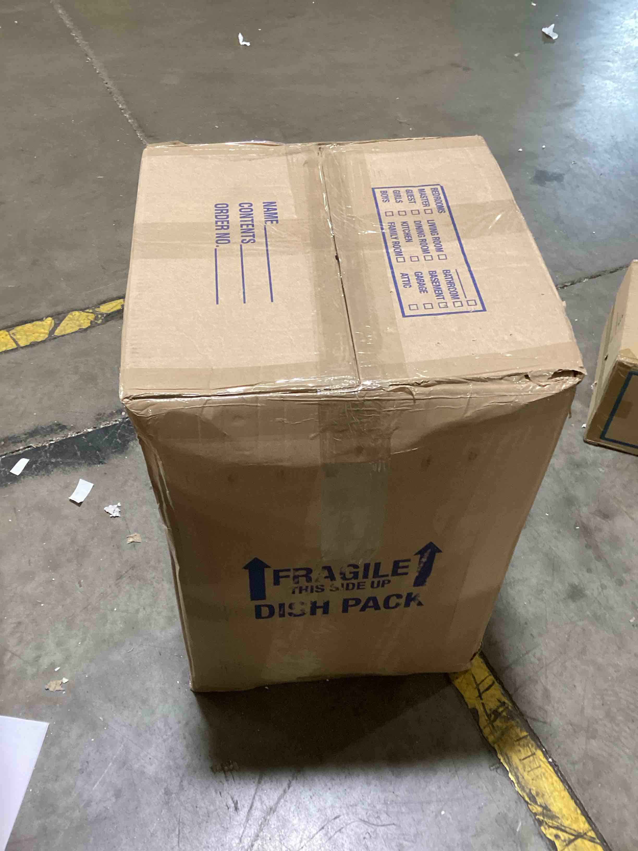 https://s3.amazonaws.com/lotting-images-prod/bidfta/BLU6741395_1724268195903.jpeg