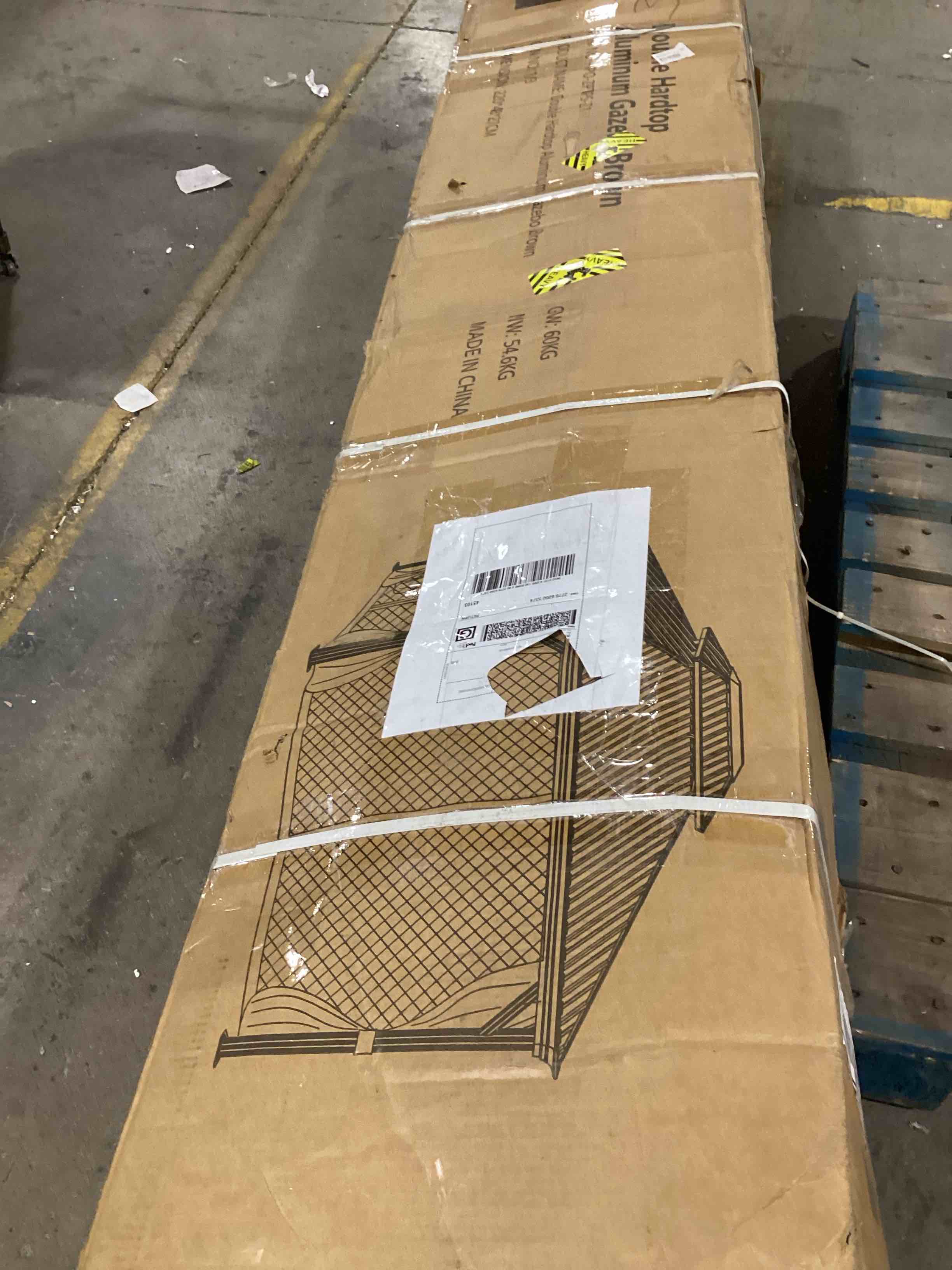 https://s3.amazonaws.com/lotting-images-prod/bidfta/BLU6742725_1723813553545.jpeg