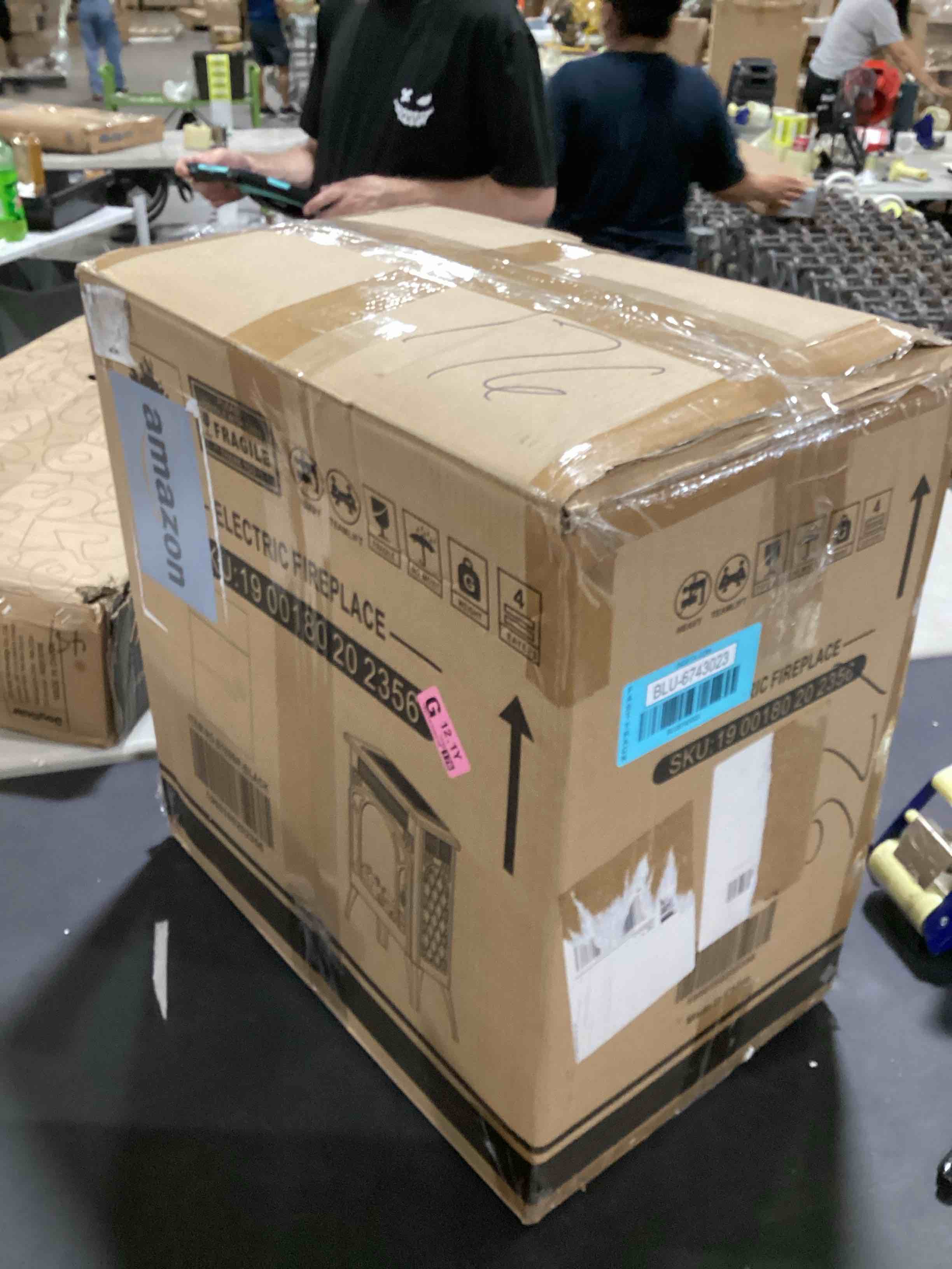 https://s3.amazonaws.com/lotting-images-prod/bidfta/BLU6743023_1722274735319.jpeg