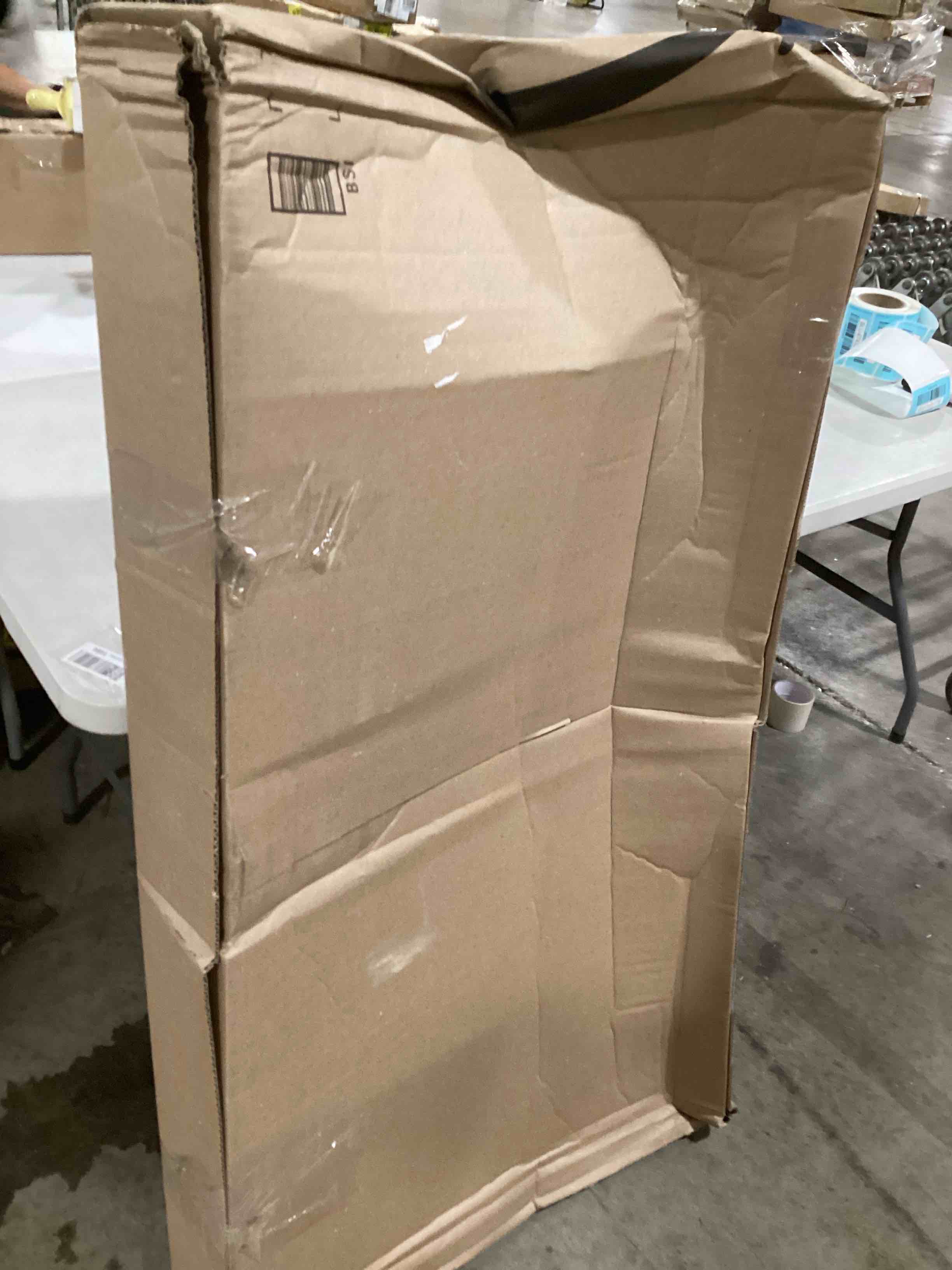 https://s3.amazonaws.com/lotting-images-prod/bidfta/BLU6743306_1722440624102.jpeg