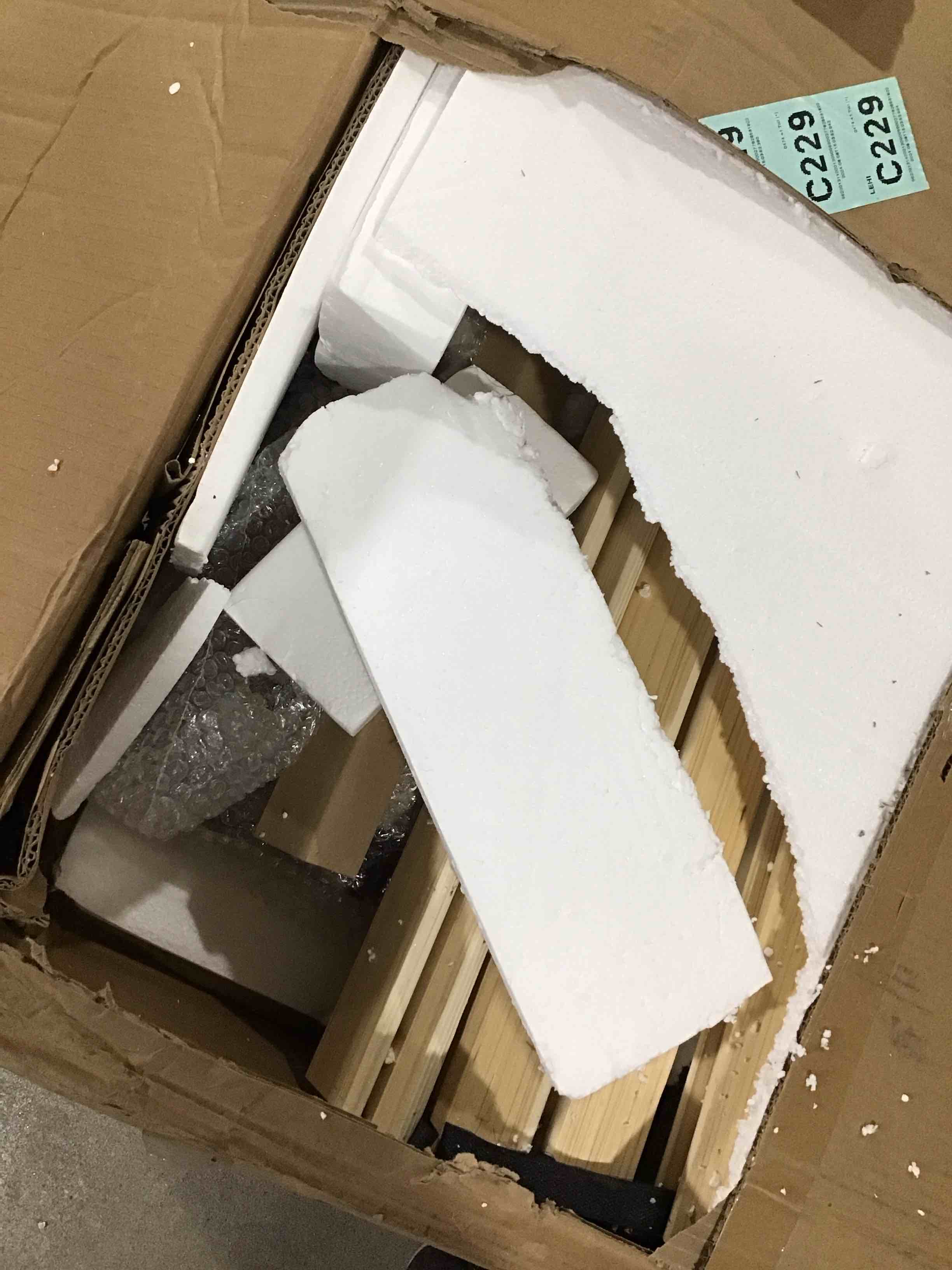 https://s3.amazonaws.com/lotting-images-prod/bidfta/BLU6743633_1724328930232.jpeg