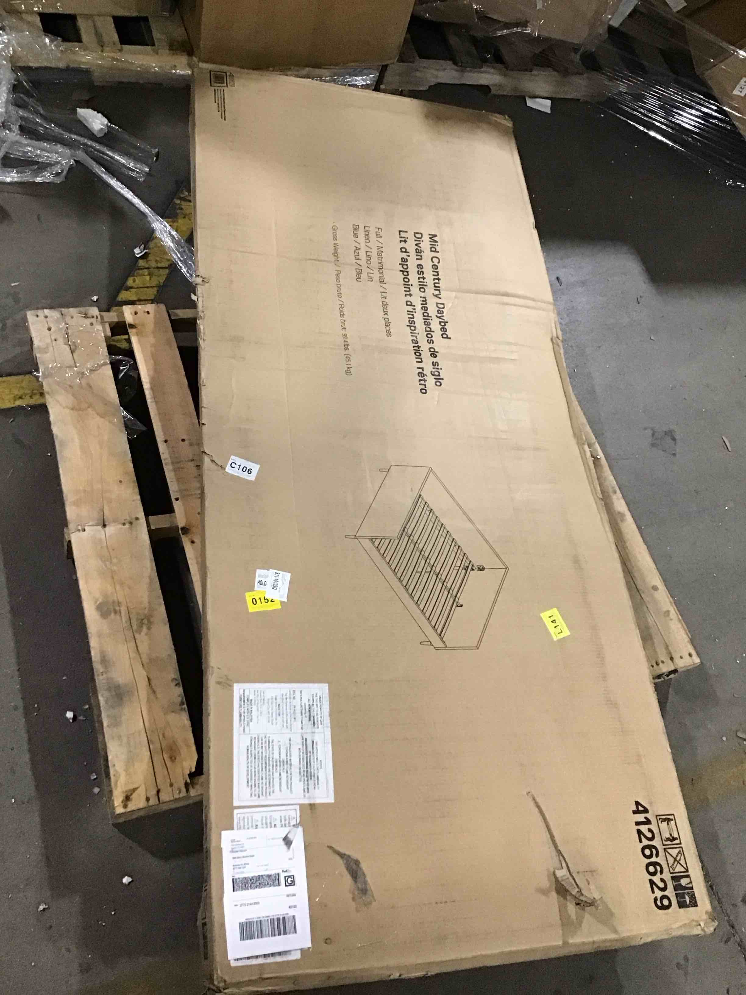 https://s3.amazonaws.com/lotting-images-prod/bidfta/BLU6743636_1724330453570.jpeg