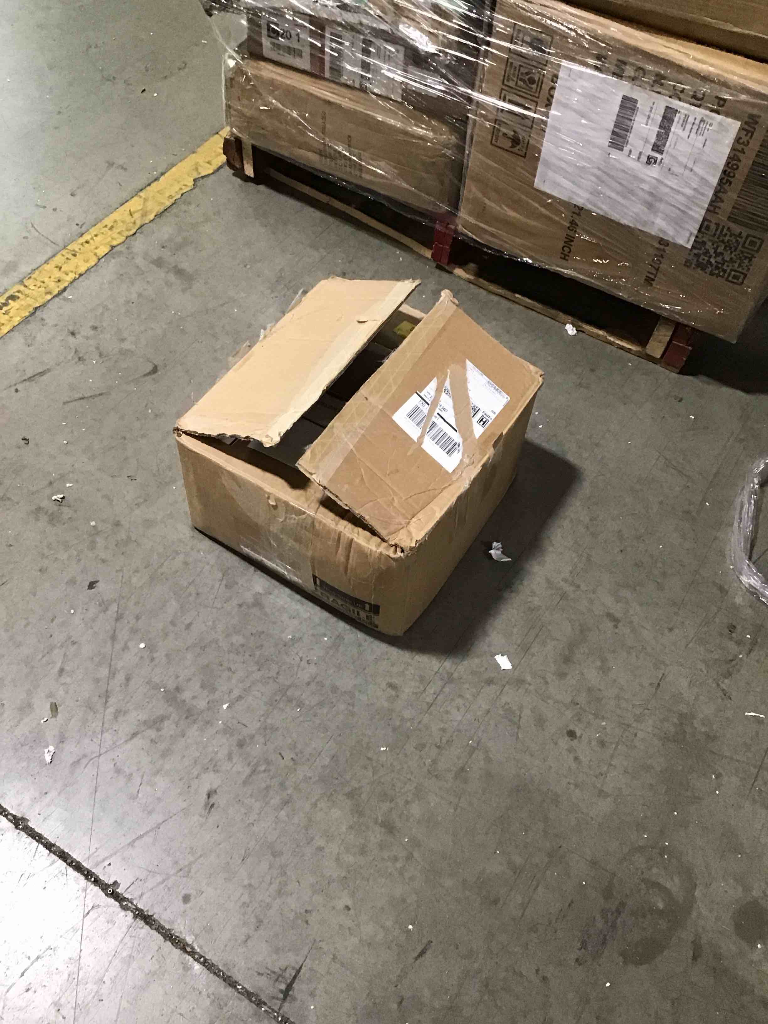 https://s3.amazonaws.com/lotting-images-prod/bidfta/BLU6743690_1724353991922.jpeg