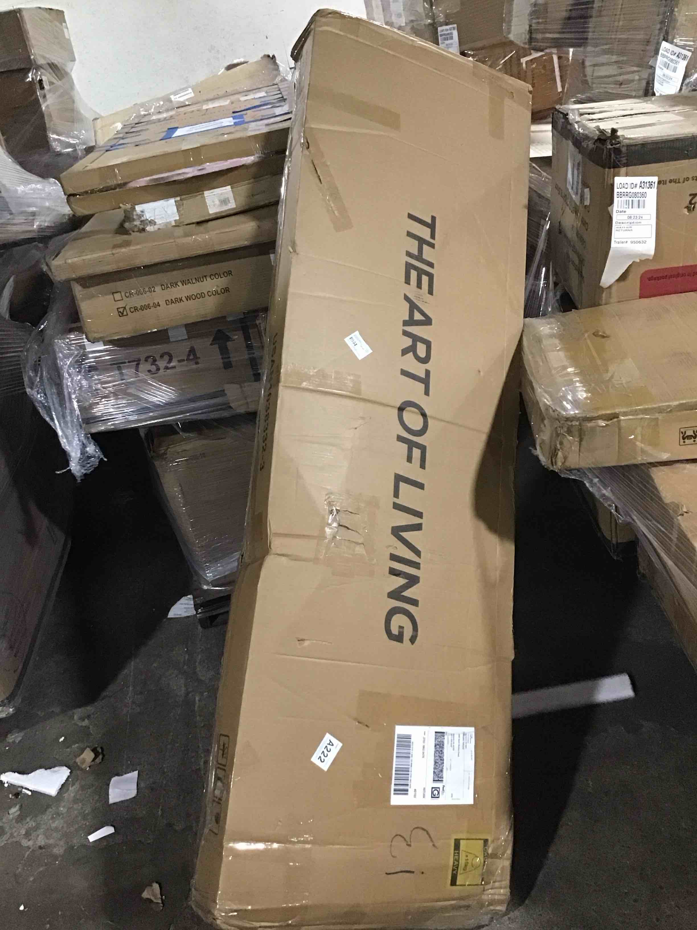 https://s3.amazonaws.com/lotting-images-prod/bidfta/BLU6743888_1724785384735.jpeg