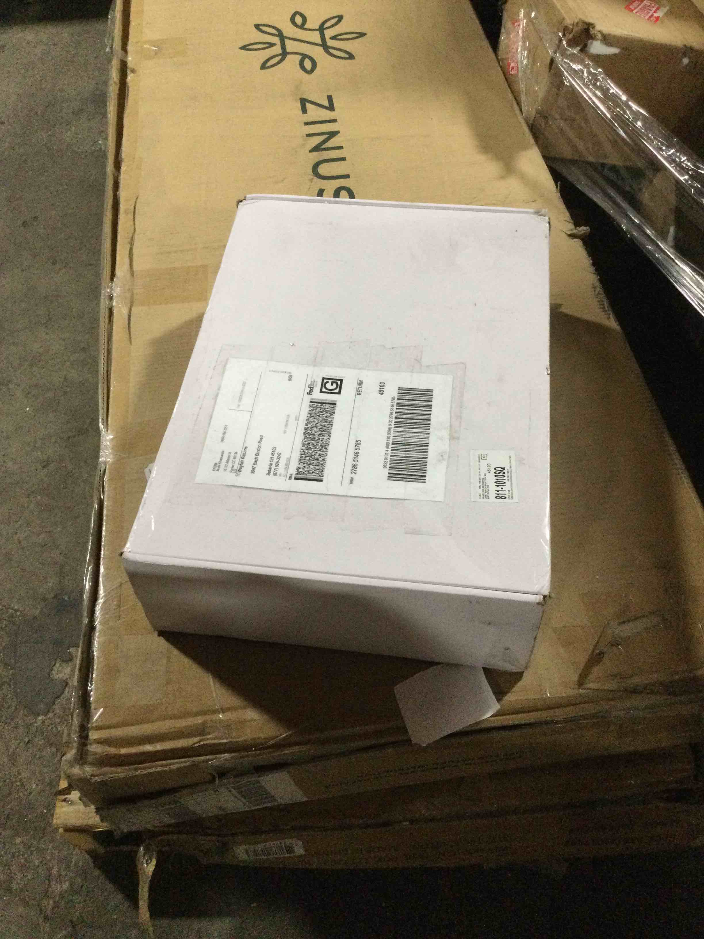 https://s3.amazonaws.com/lotting-images-prod/bidfta/BLU6744160_1725452779974.jpeg