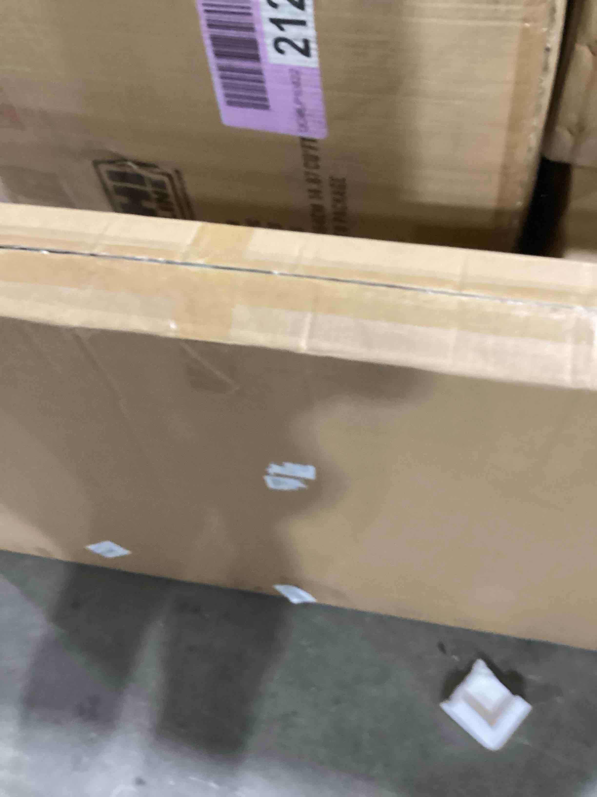 https://s3.amazonaws.com/lotting-images-prod/bidfta/BLU6745451_1724416960525.jpeg