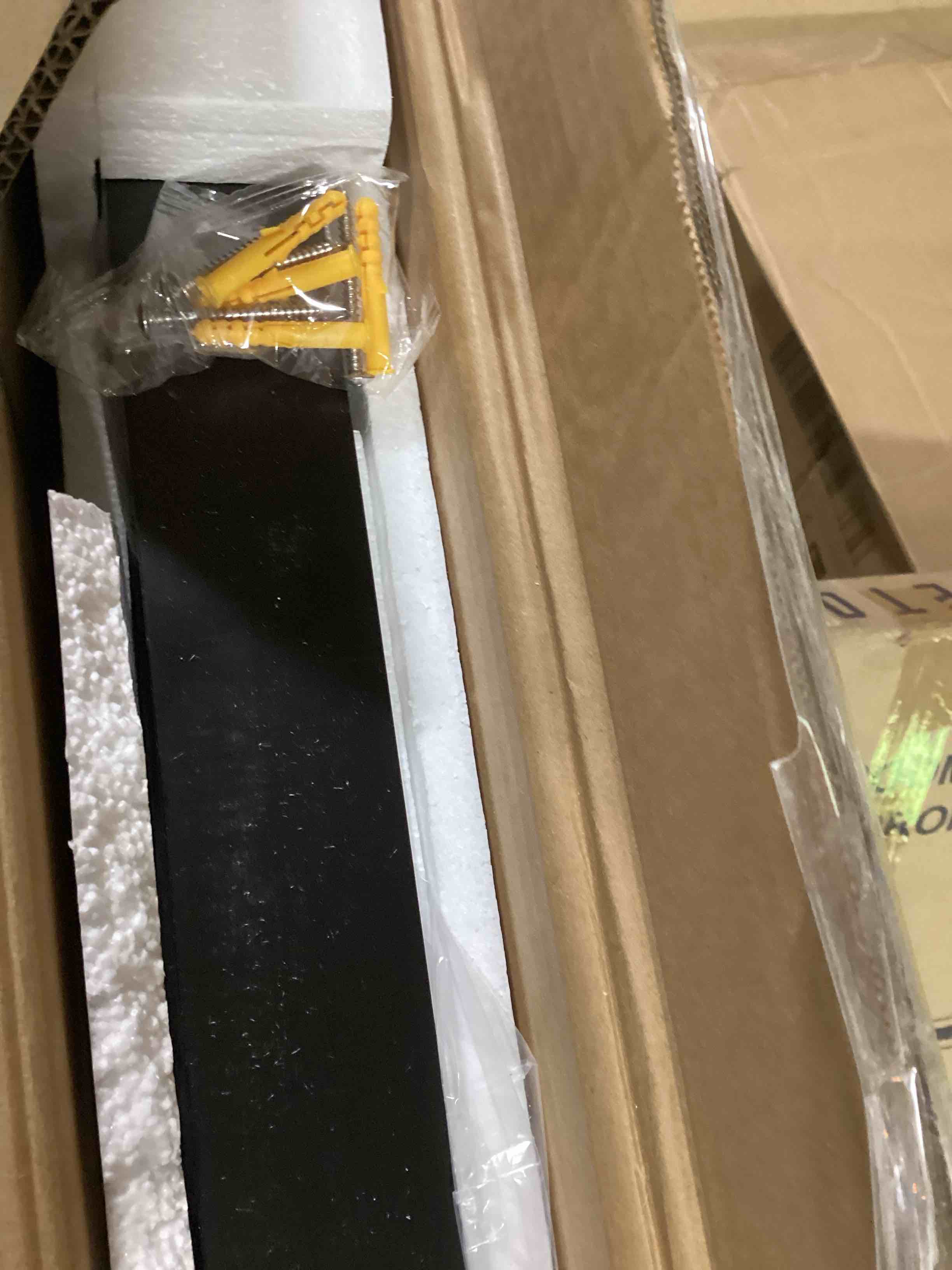 https://s3.amazonaws.com/lotting-images-prod/bidfta/BLU6746146_1724243736913.jpeg