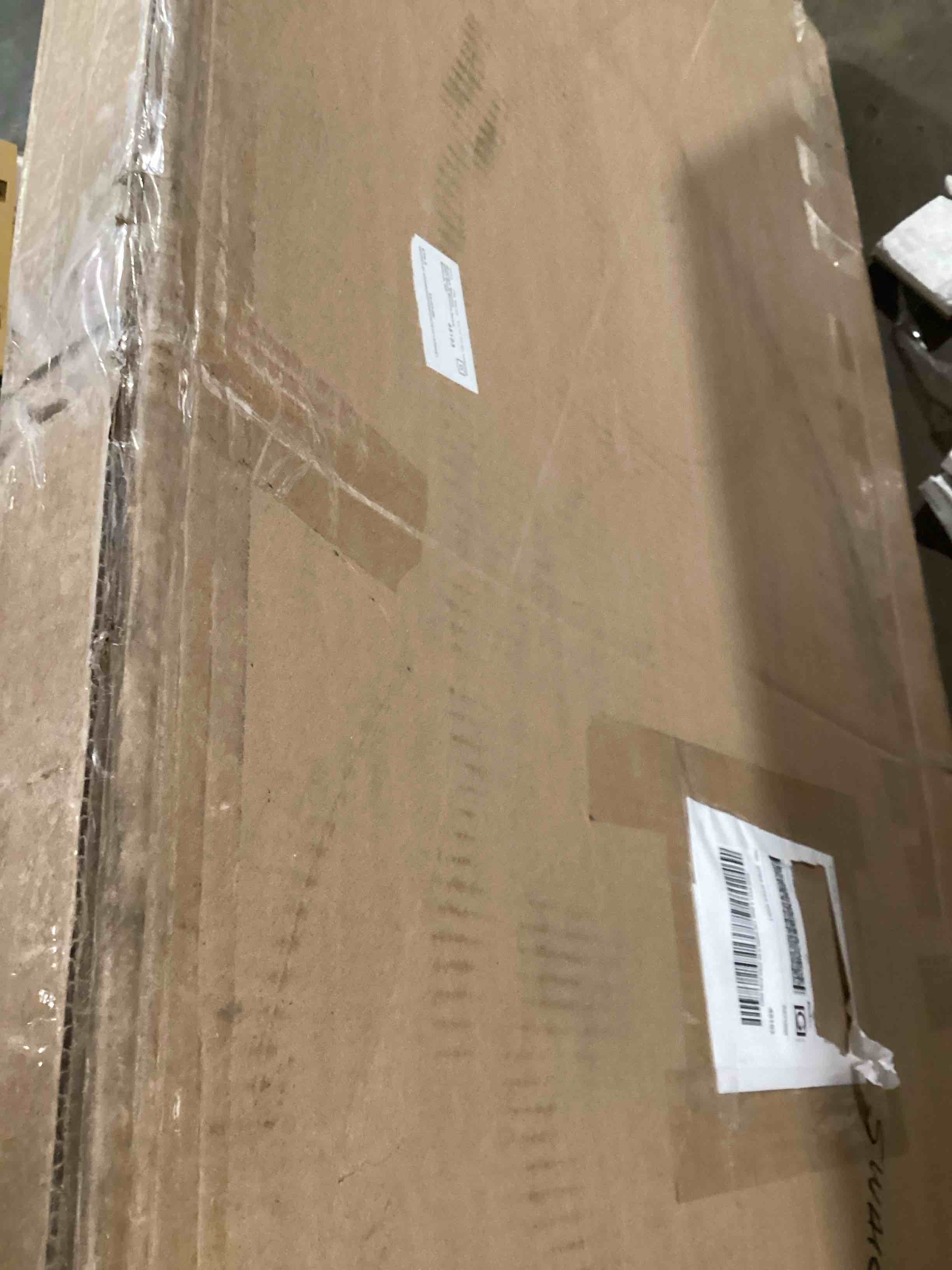 https://s3.amazonaws.com/lotting-images-prod/bidfta/BLU6746768_1724957489713.jpeg
