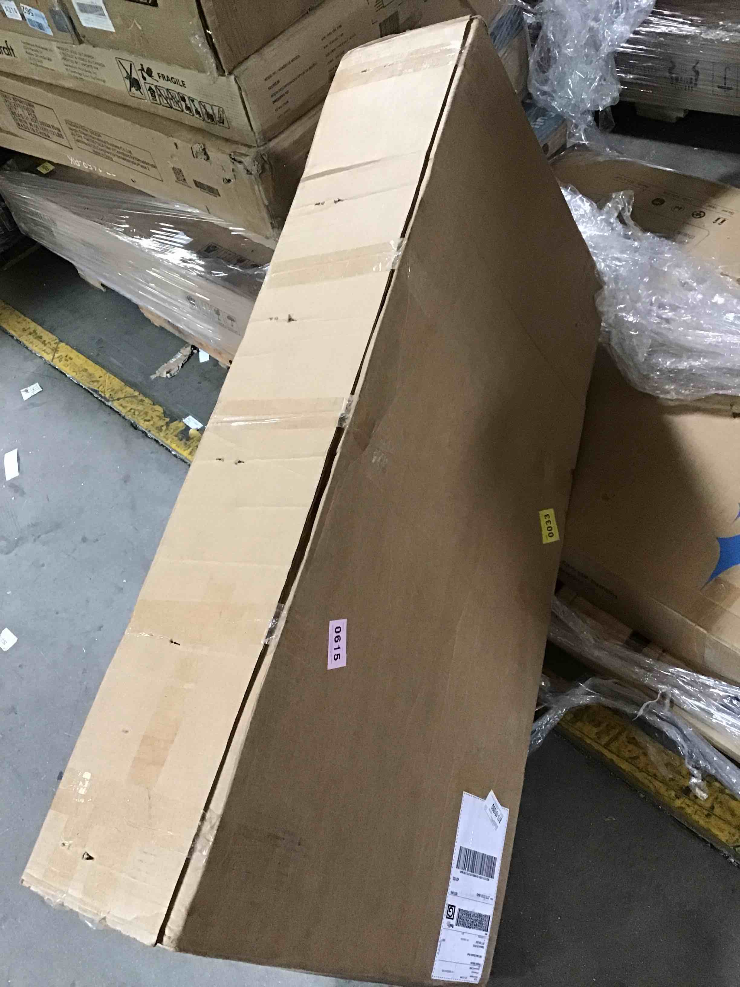 https://s3.amazonaws.com/lotting-images-prod/bidfta/BLU6747446_1721925478202.jpeg