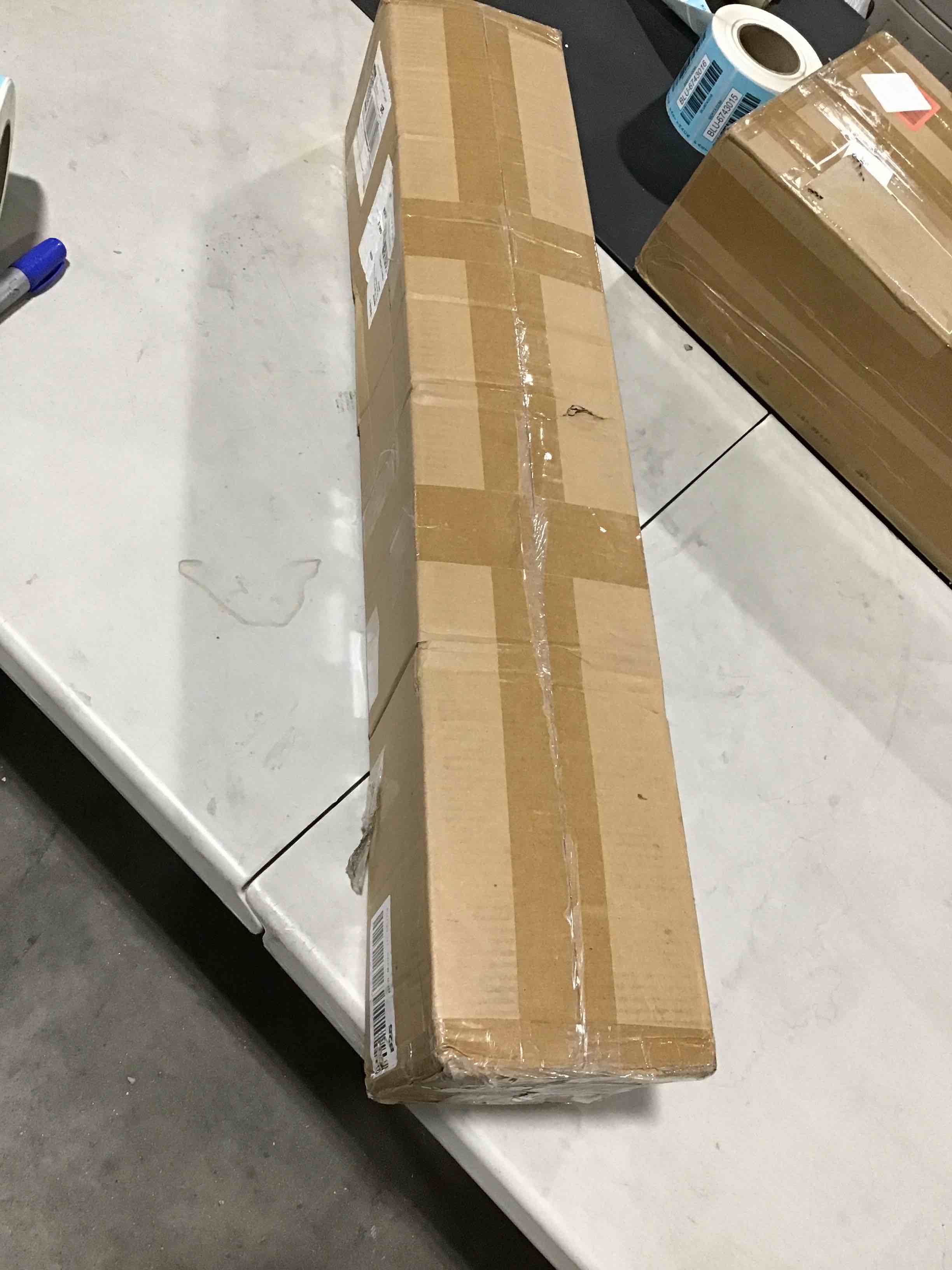 https://s3.amazonaws.com/lotting-images-prod/bidfta/BLU6747630_1722268029678.jpeg