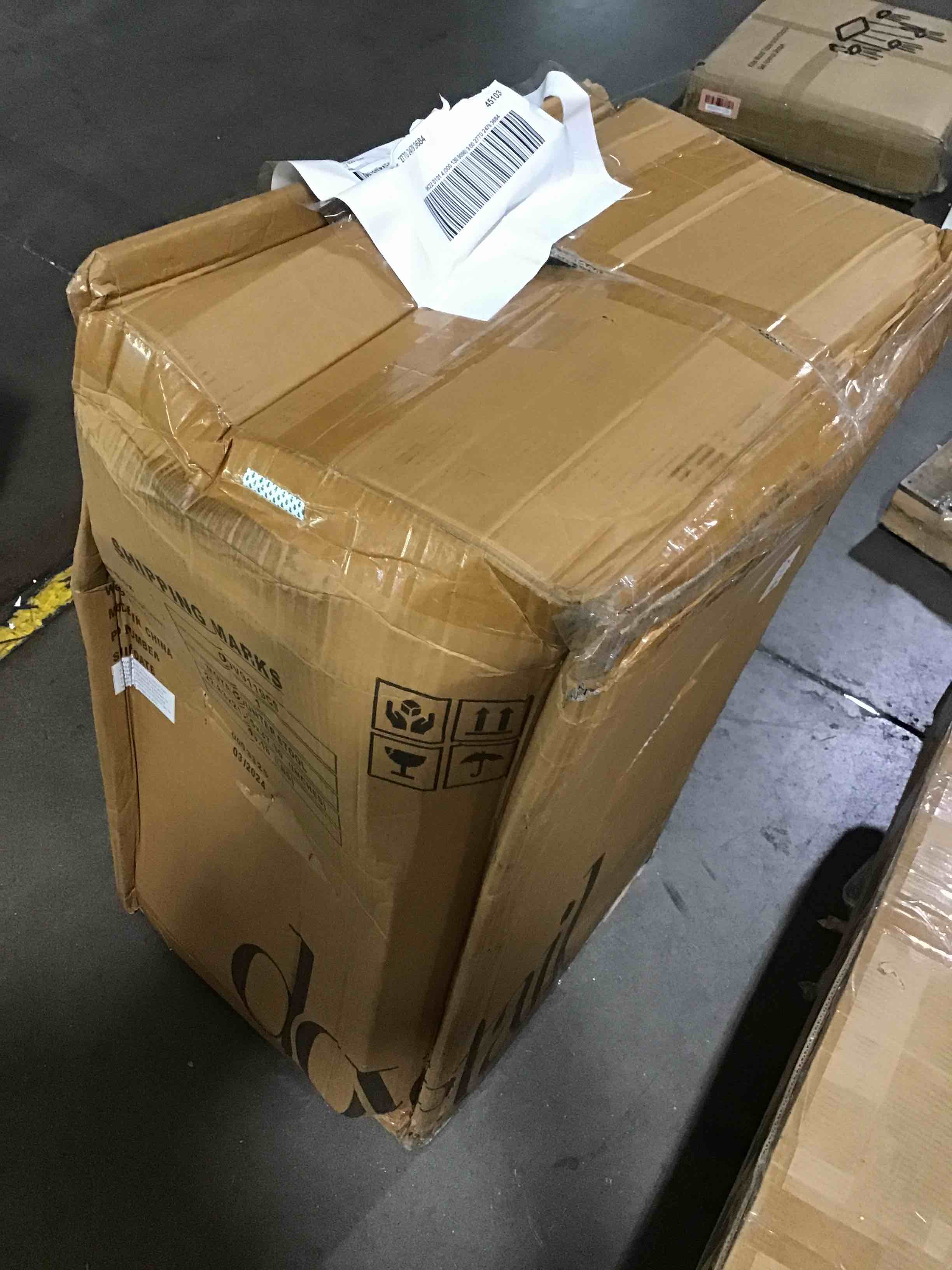 https://s3.amazonaws.com/lotting-images-prod/bidfta/BLU6747813_1722437253934.jpeg