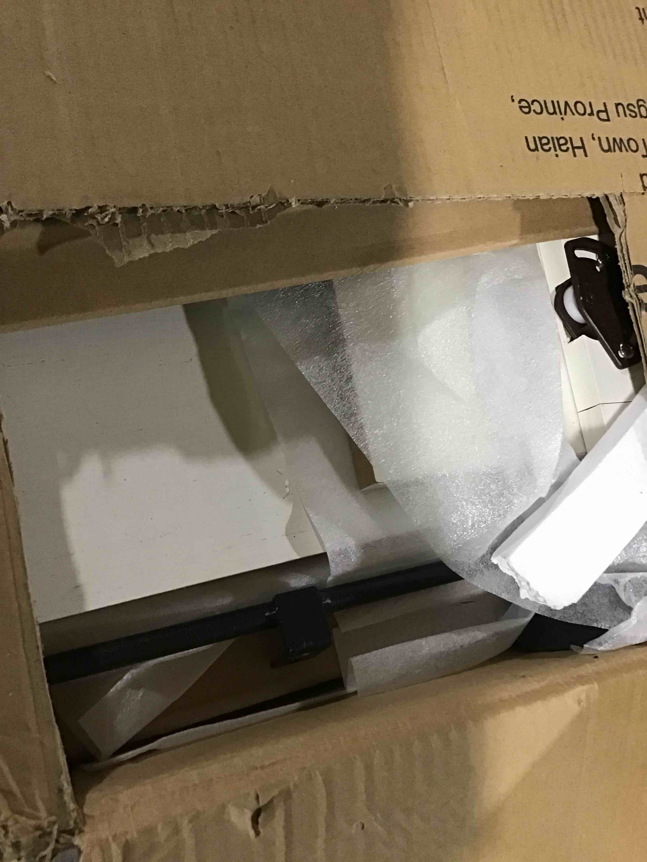 https://s3.amazonaws.com/lotting-images-prod/bidfta/BLU6748156_1723045295177.jpeg