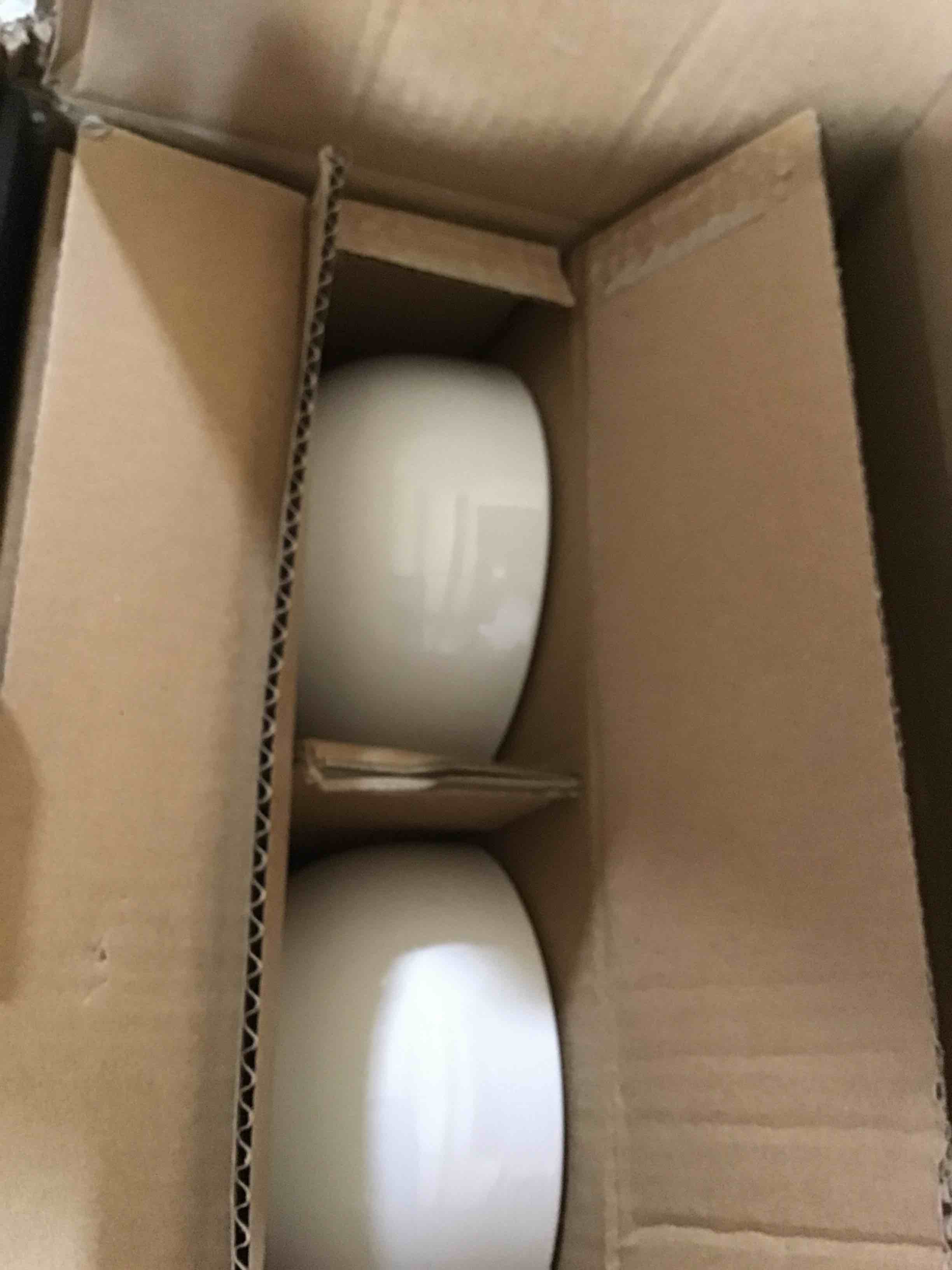https://s3.amazonaws.com/lotting-images-prod/bidfta/BLU6748296_1723138438008.jpeg
