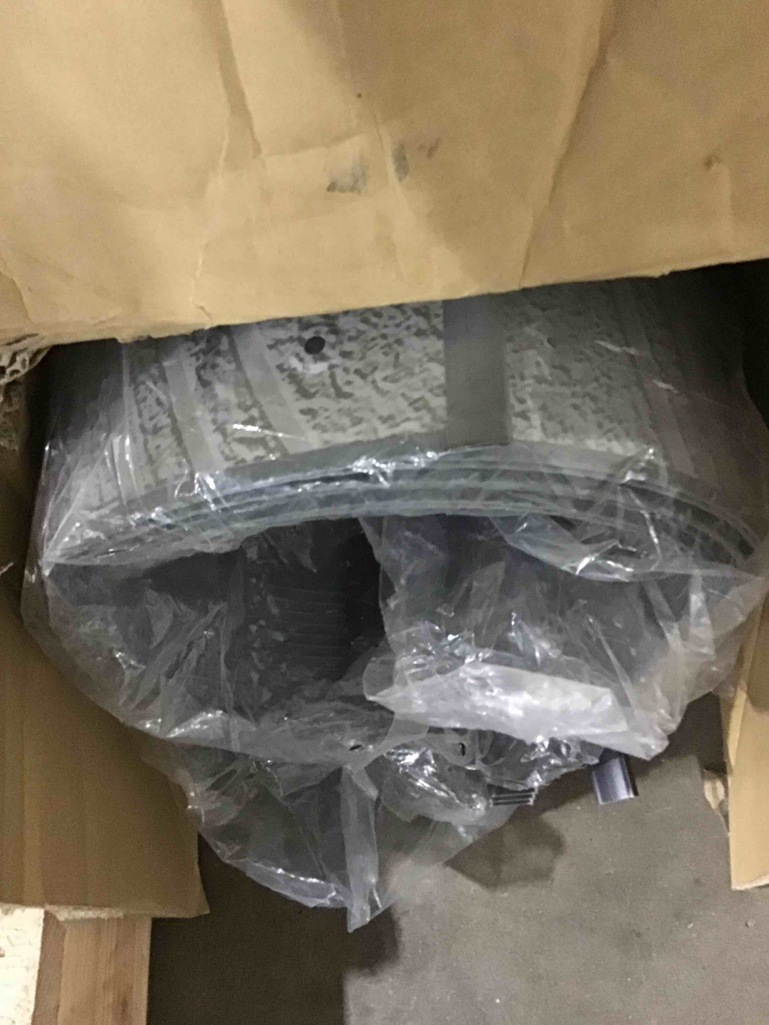 https://s3.amazonaws.com/lotting-images-prod/bidfta/BLU6748481_1723470712859.jpeg