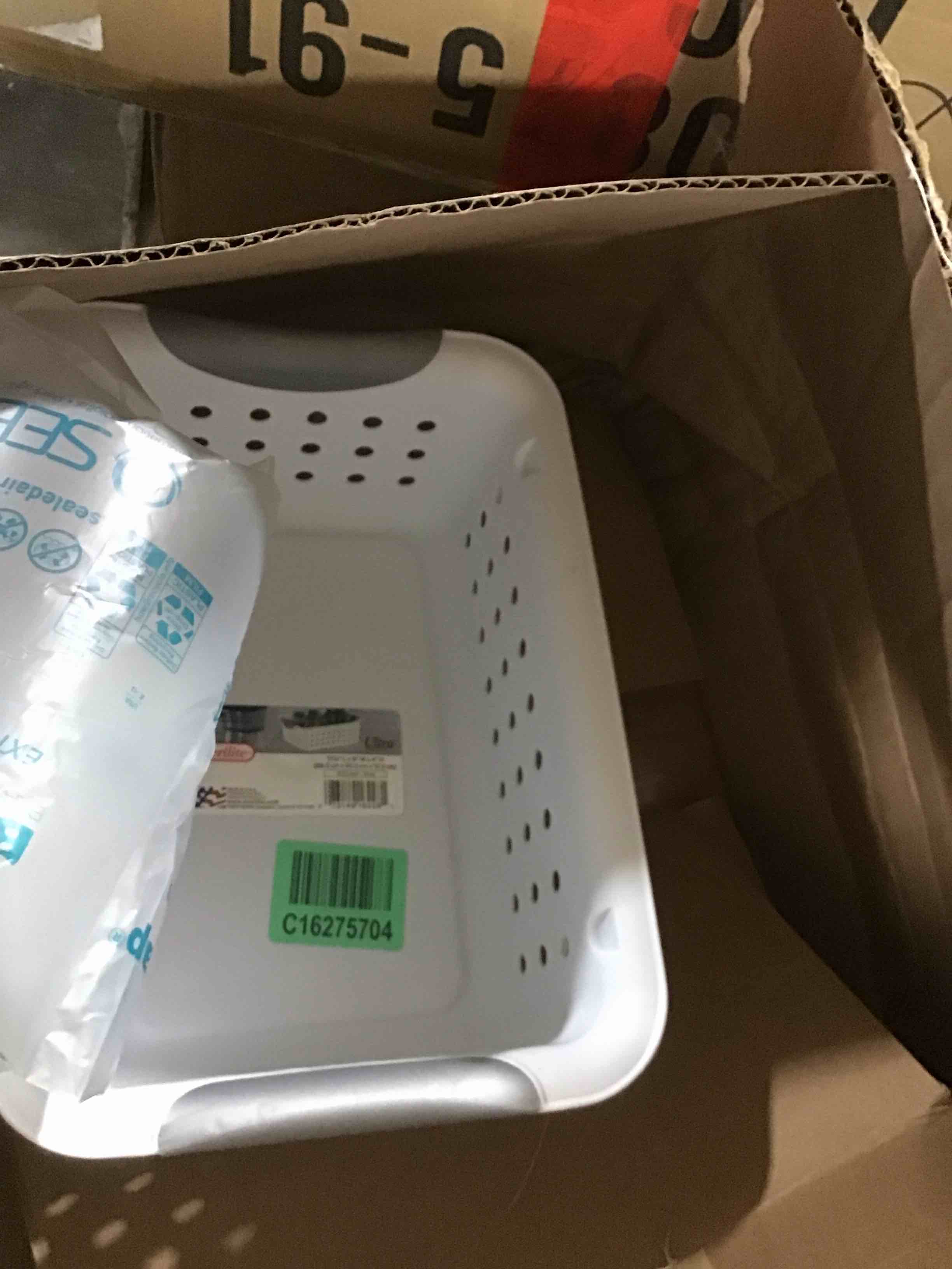 https://s3.amazonaws.com/lotting-images-prod/bidfta/BLU6749353_1725378370979.jpeg