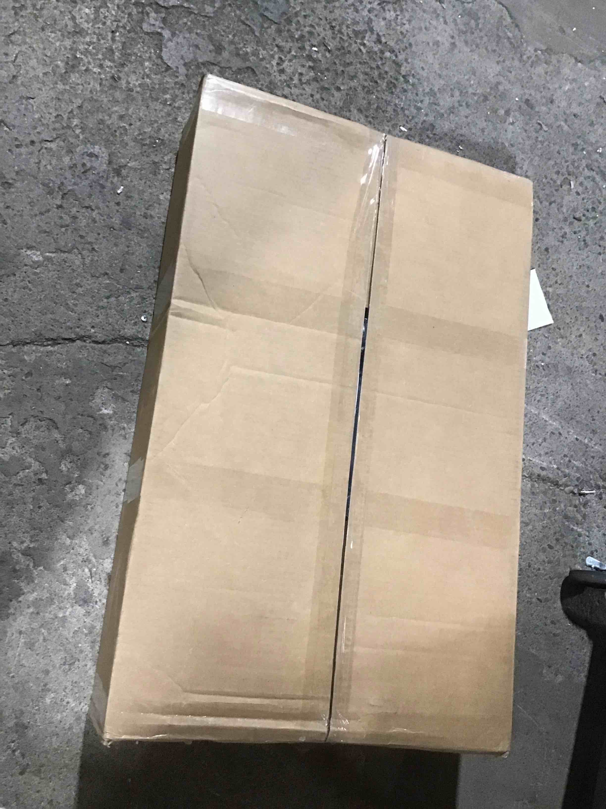 https://s3.amazonaws.com/lotting-images-prod/bidfta/BLU6749820_1725901945903.jpeg