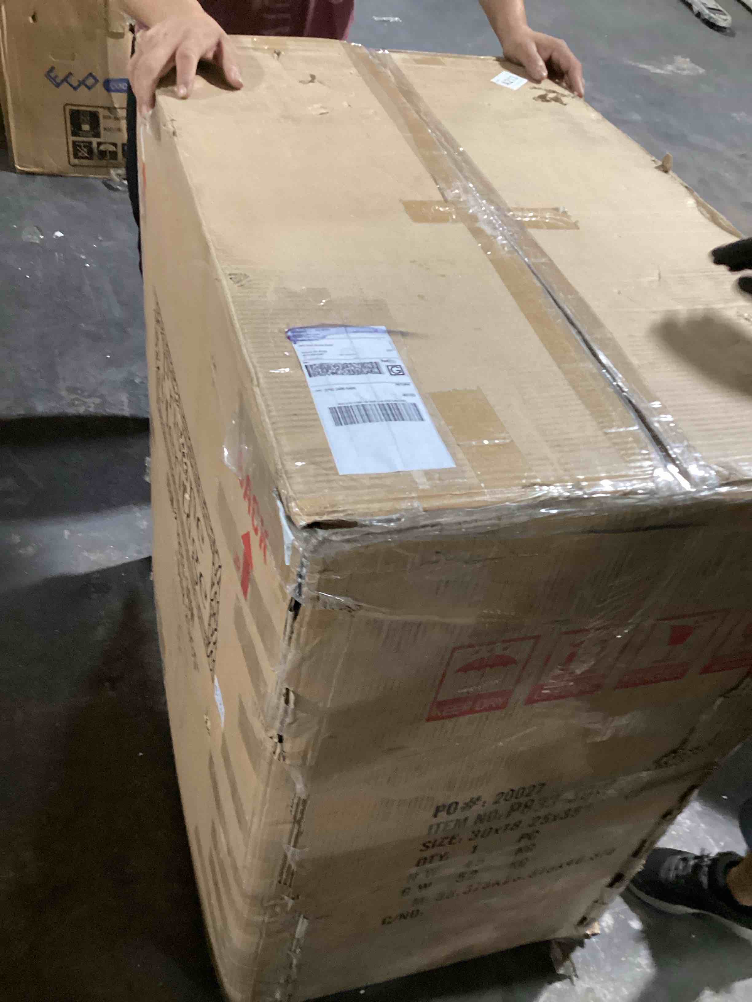 https://s3.amazonaws.com/lotting-images-prod/bidfta/BLU6750131_1726166481948.jpeg