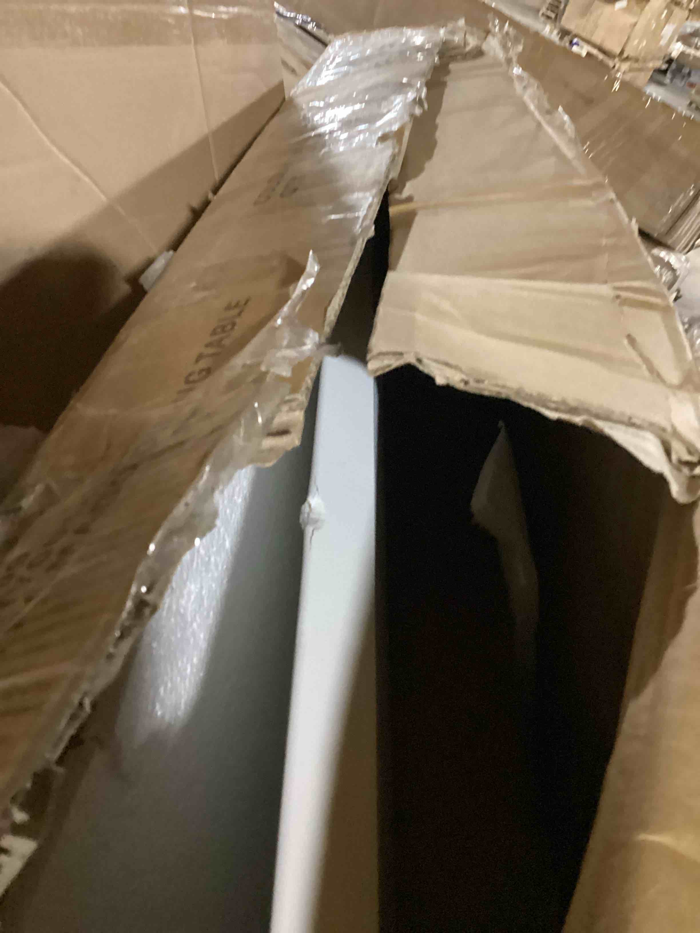 https://s3.amazonaws.com/lotting-images-prod/bidfta/BLU6750740_1727708446726.jpeg