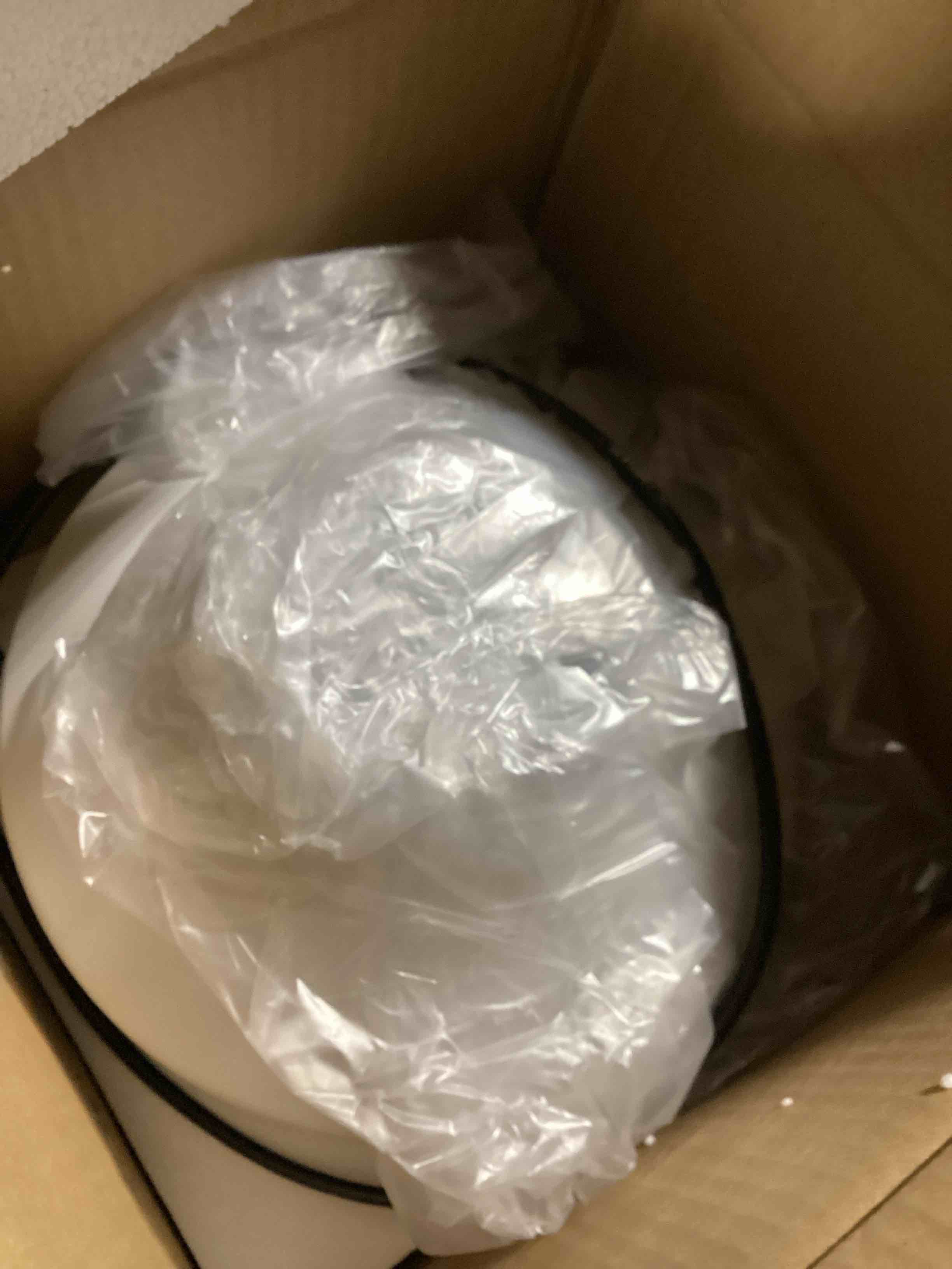 https://s3.amazonaws.com/lotting-images-prod/bidfta/BLU6751642_1729689024917.jpeg