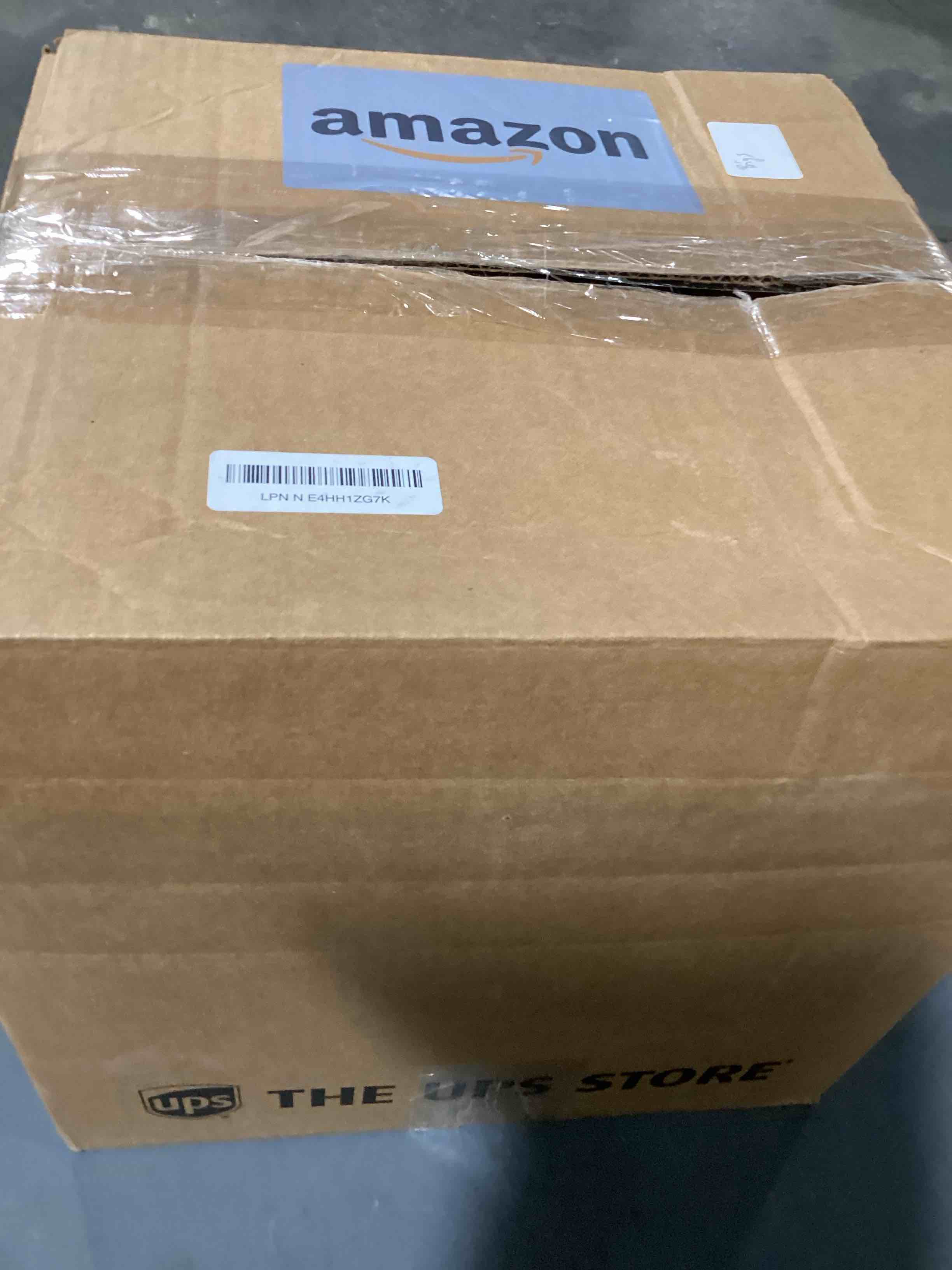 https://s3.amazonaws.com/lotting-images-prod/bidfta/BLU6751795_1729775653401.jpeg