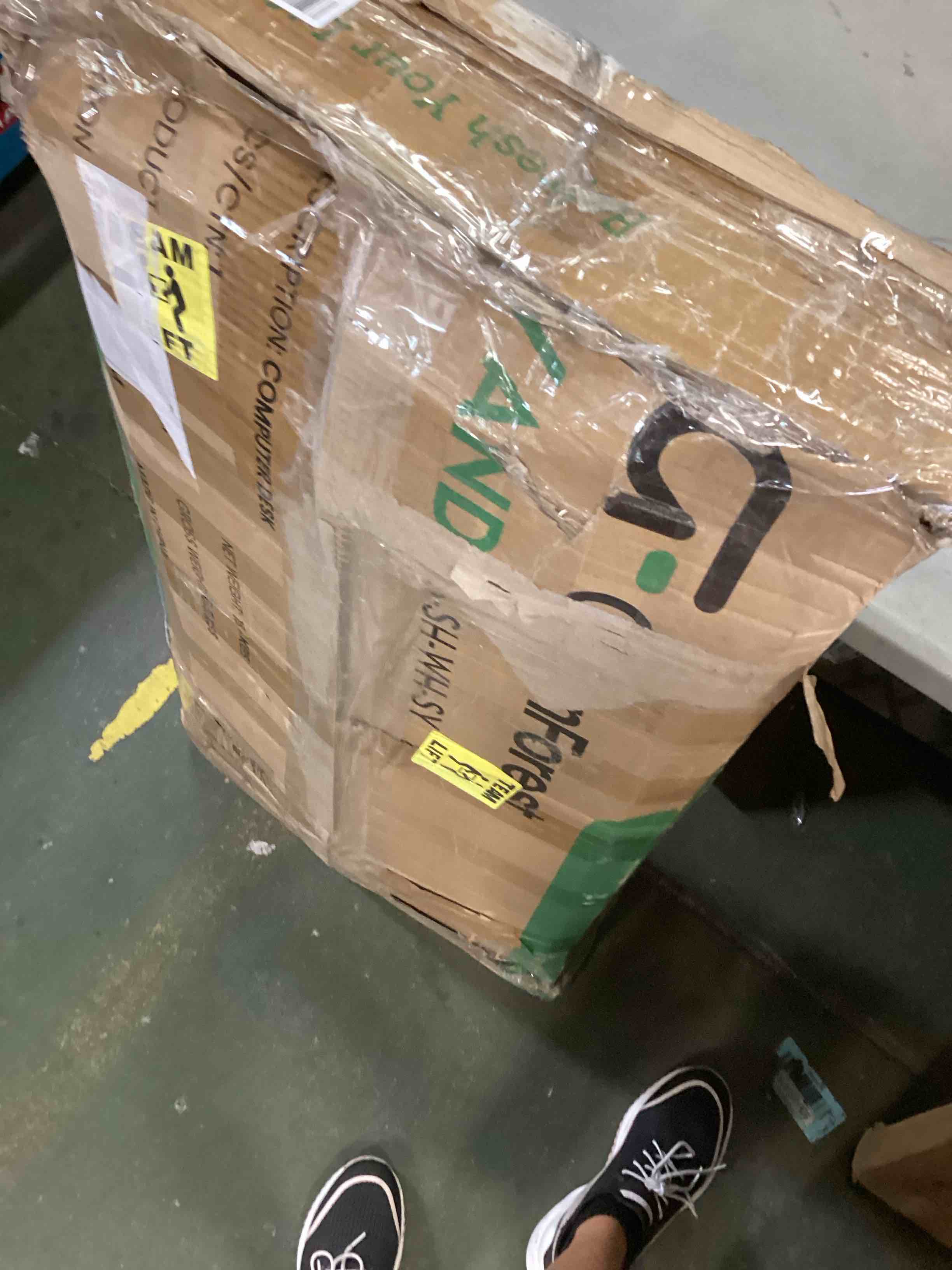 https://s3.amazonaws.com/lotting-images-prod/bidfta/BLU6751997_1720719112492.jpeg