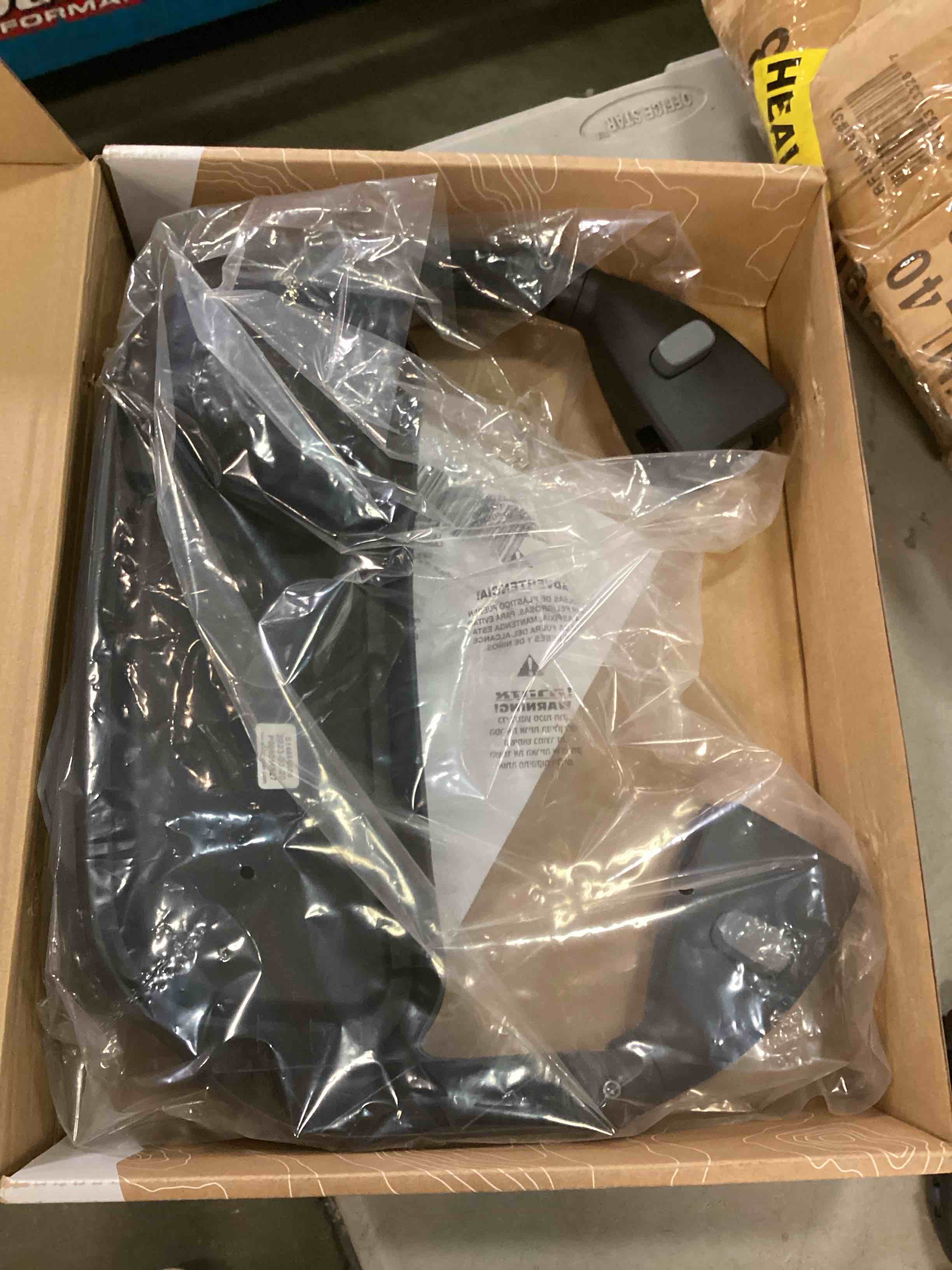https://s3.amazonaws.com/lotting-images-prod/bidfta/BLU6752037_1720722755876.jpeg