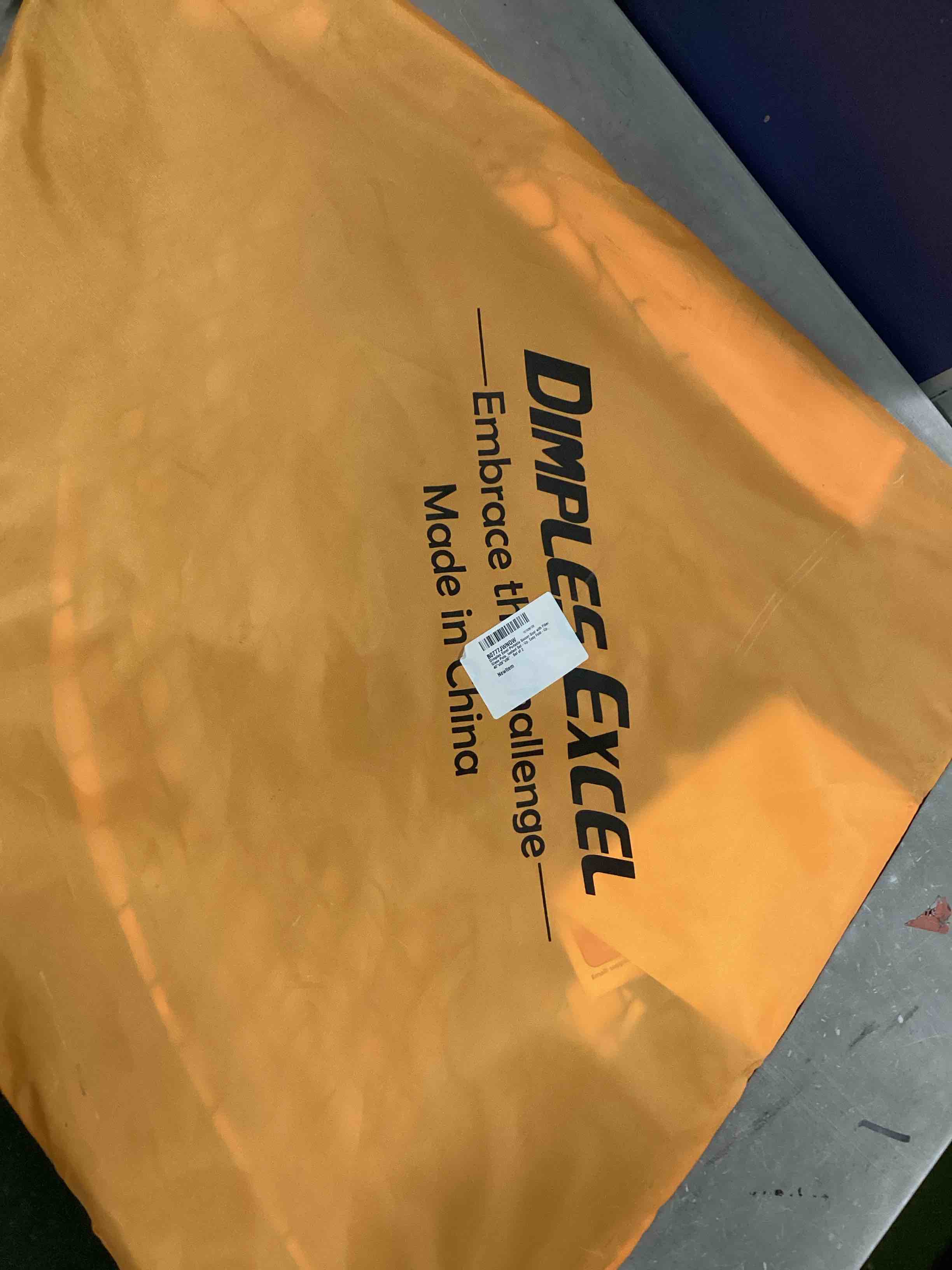 https://s3.amazonaws.com/lotting-images-prod/bidfta/BLU6752331_1720760021101.jpeg