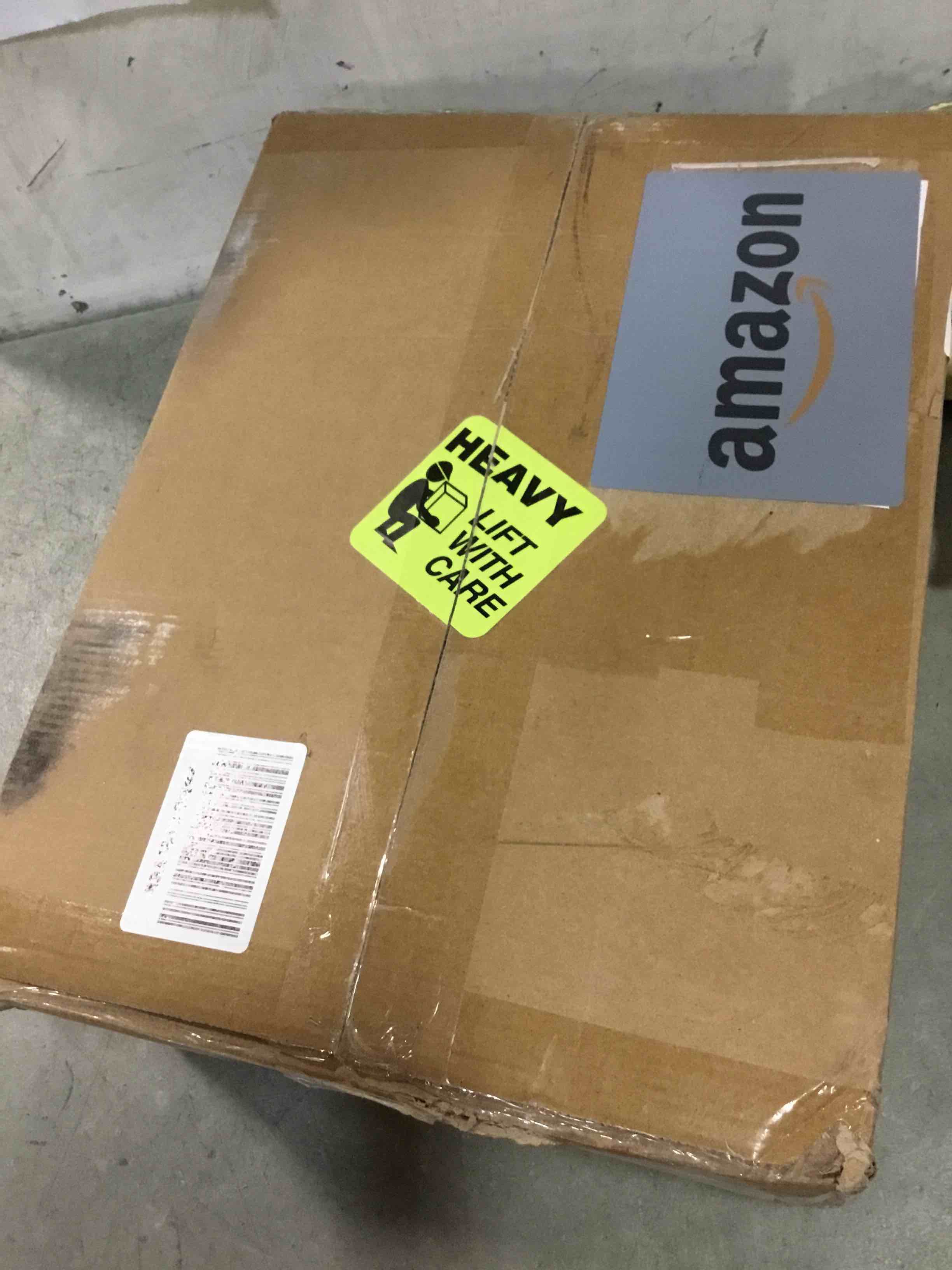 https://s3.amazonaws.com/lotting-images-prod/bidfta/BLU6752580_1721132075254.jpeg