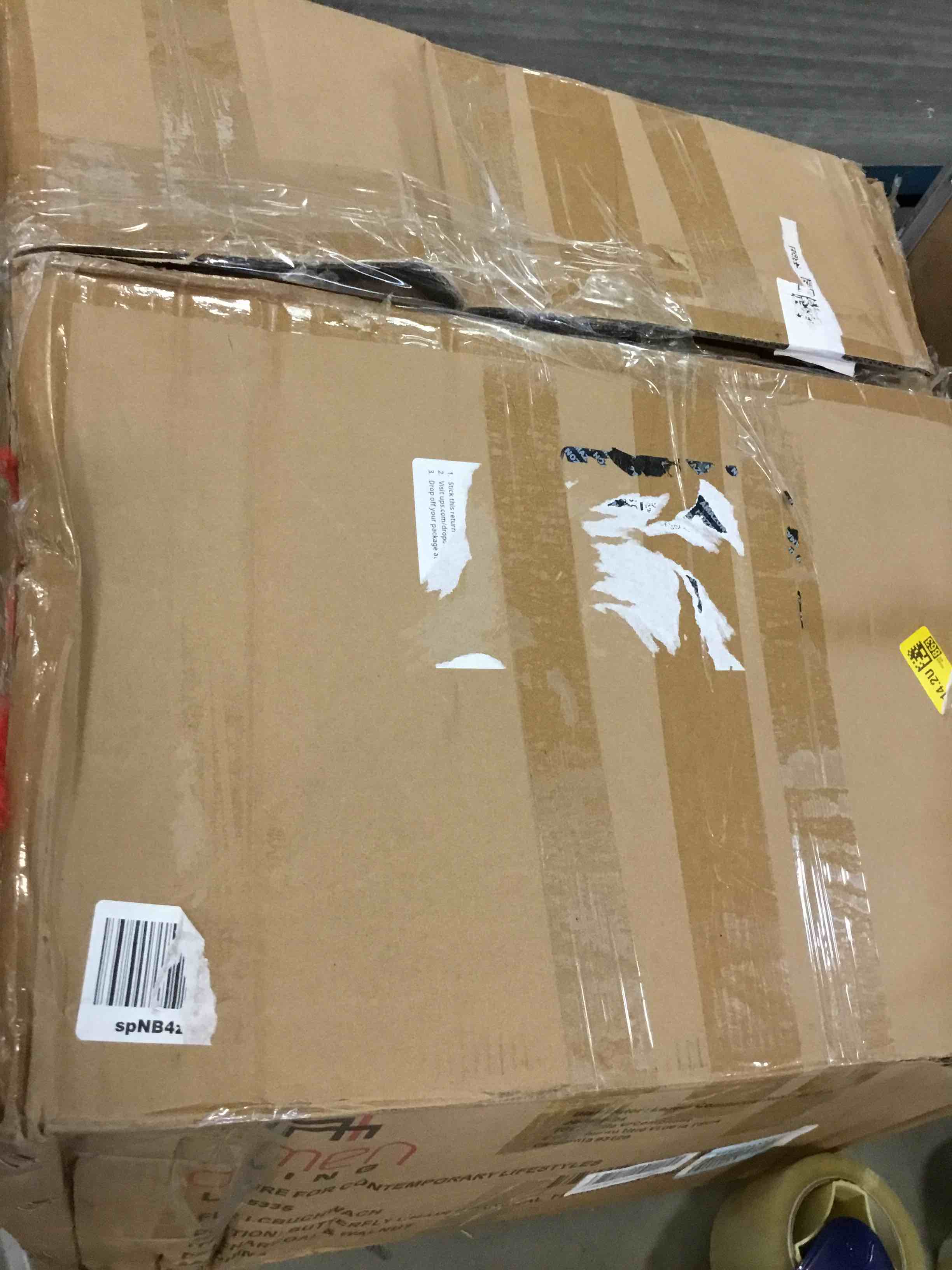 https://s3.amazonaws.com/lotting-images-prod/bidfta/BLU6752909_1721230741490.jpeg