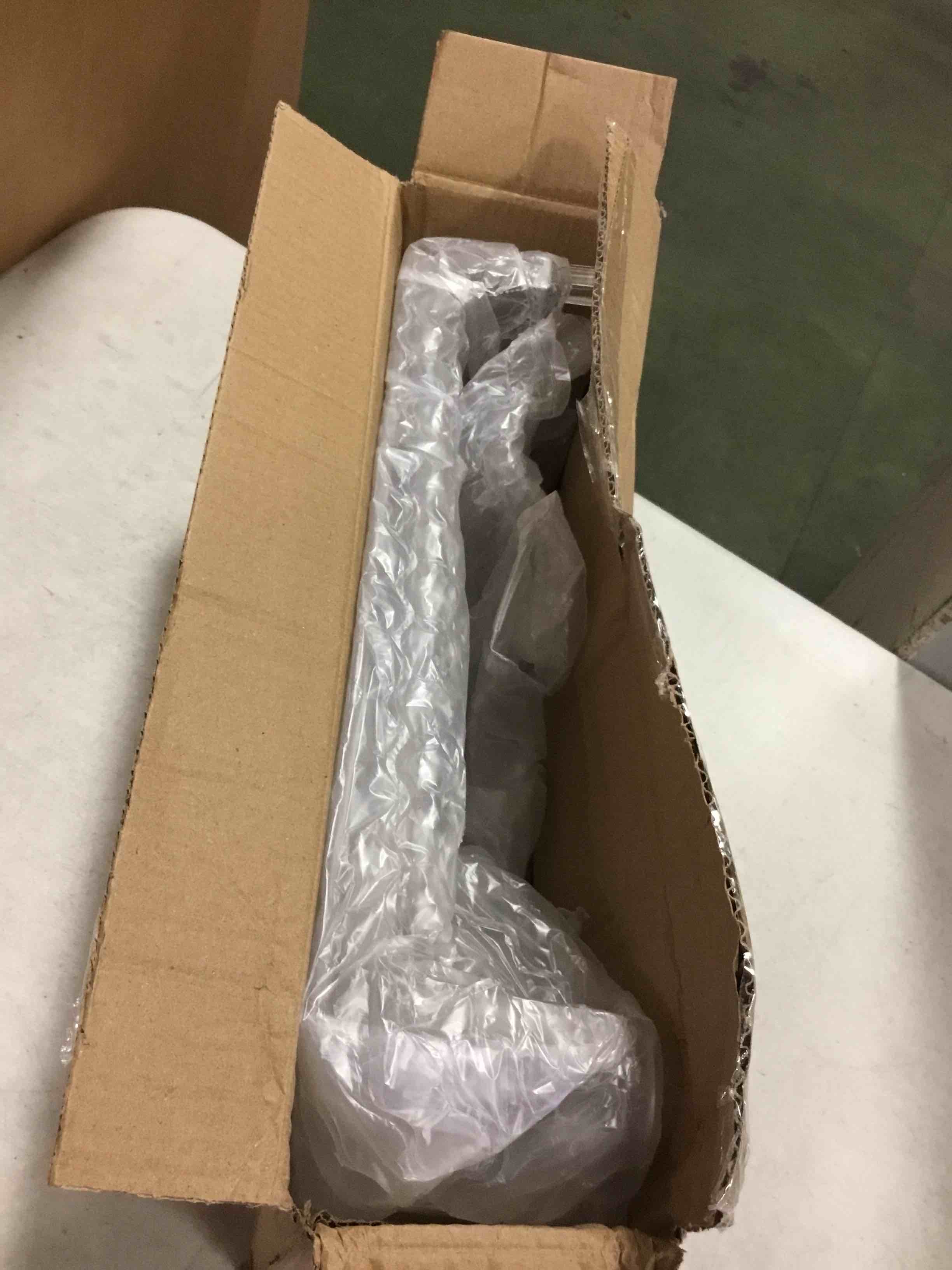 https://s3.amazonaws.com/lotting-images-prod/bidfta/BLU6753766_1720711293910.jpeg