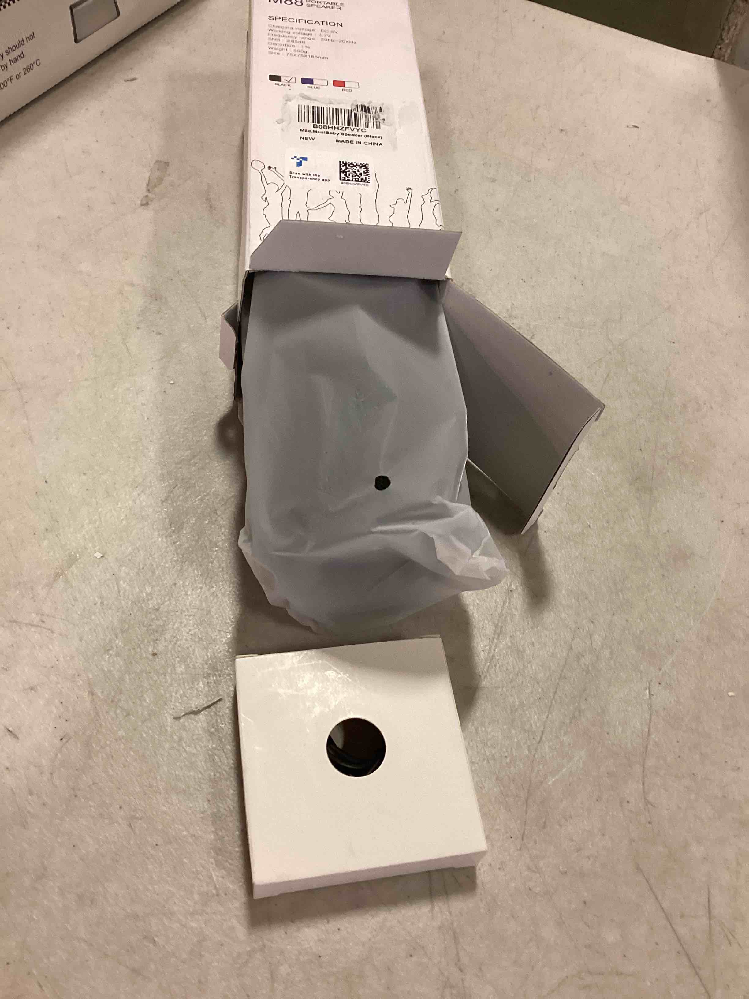 https://s3.amazonaws.com/lotting-images-prod/bidfta/BLU6754098_1720806623737.jpeg