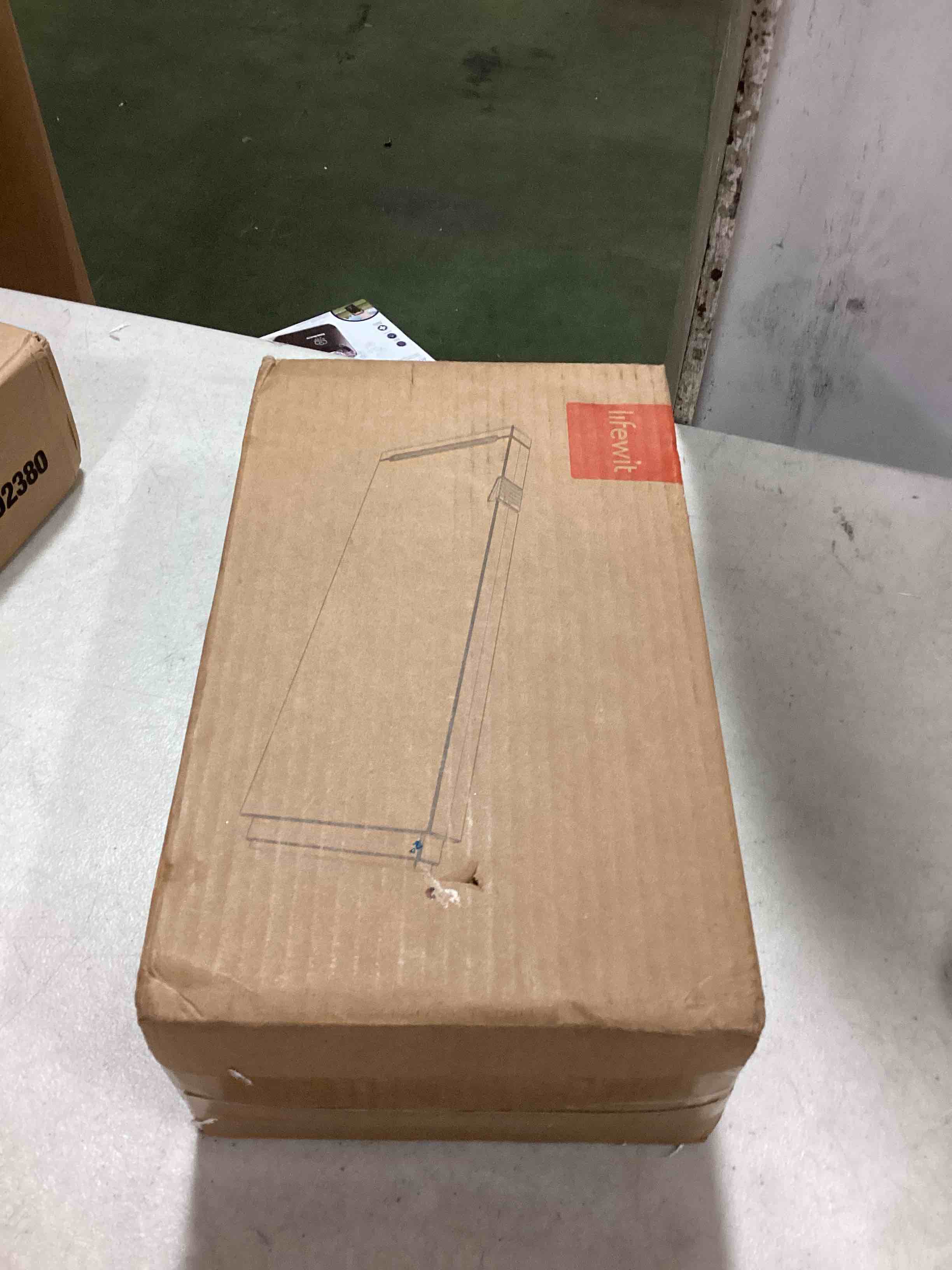 https://s3.amazonaws.com/lotting-images-prod/bidfta/BLU6754102_1720808892971.jpeg
