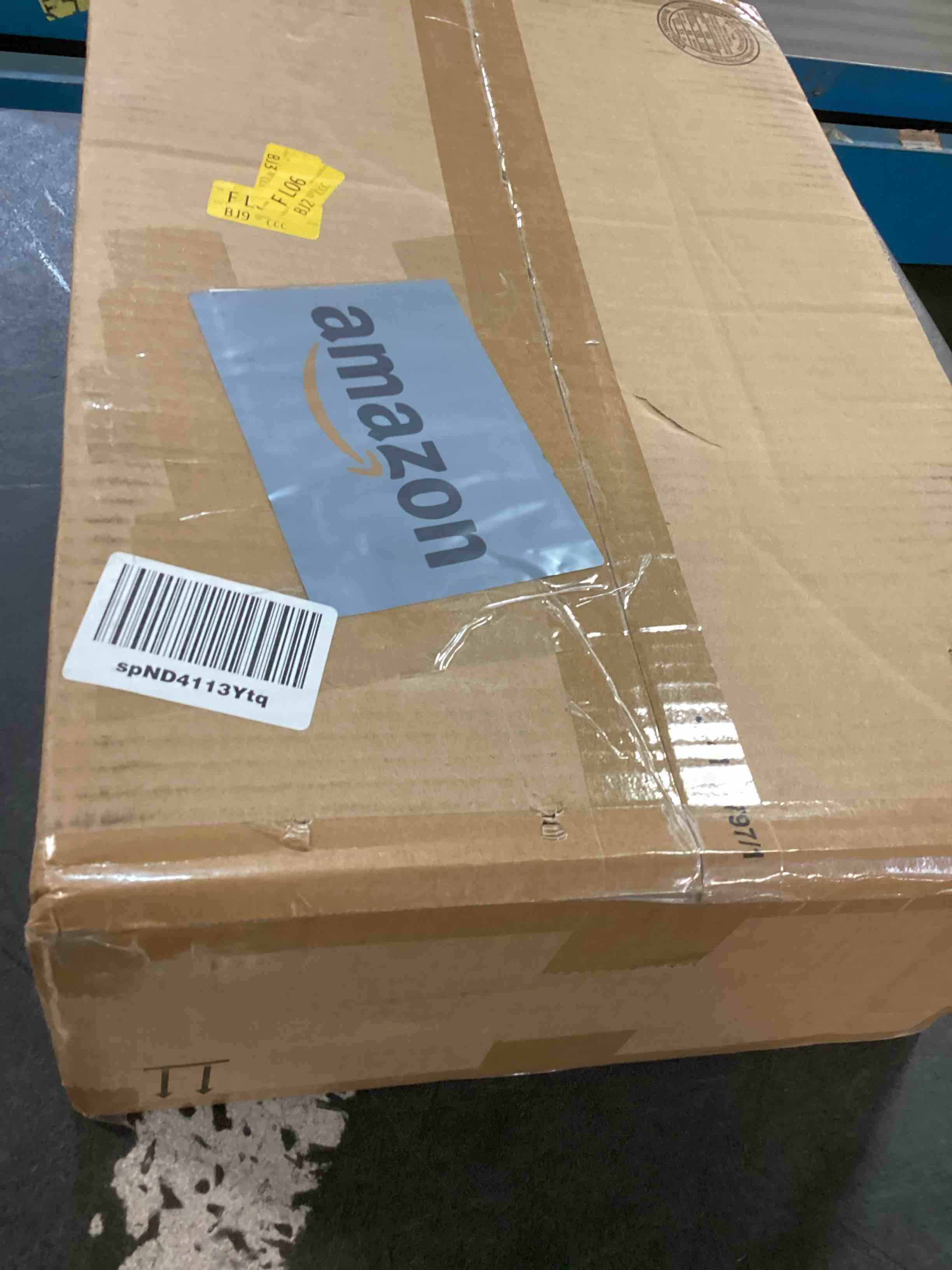 https://s3.amazonaws.com/lotting-images-prod/bidfta/BLU6755076_1720631940752.jpeg
