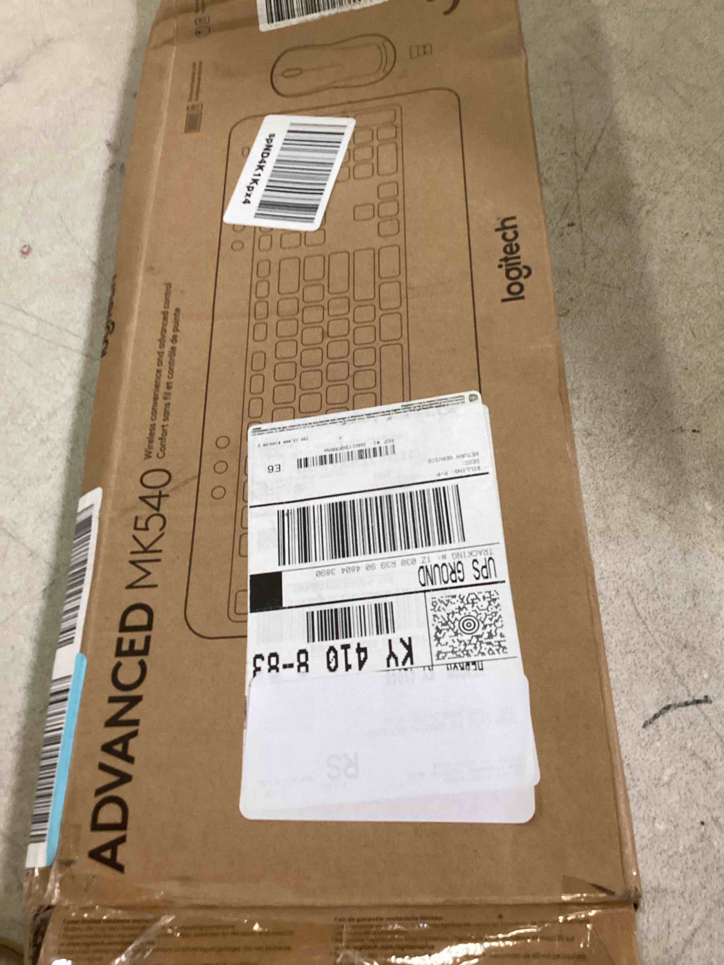 https://s3.amazonaws.com/lotting-images-prod/bidfta/BLU6755322_1720720749863.jpeg