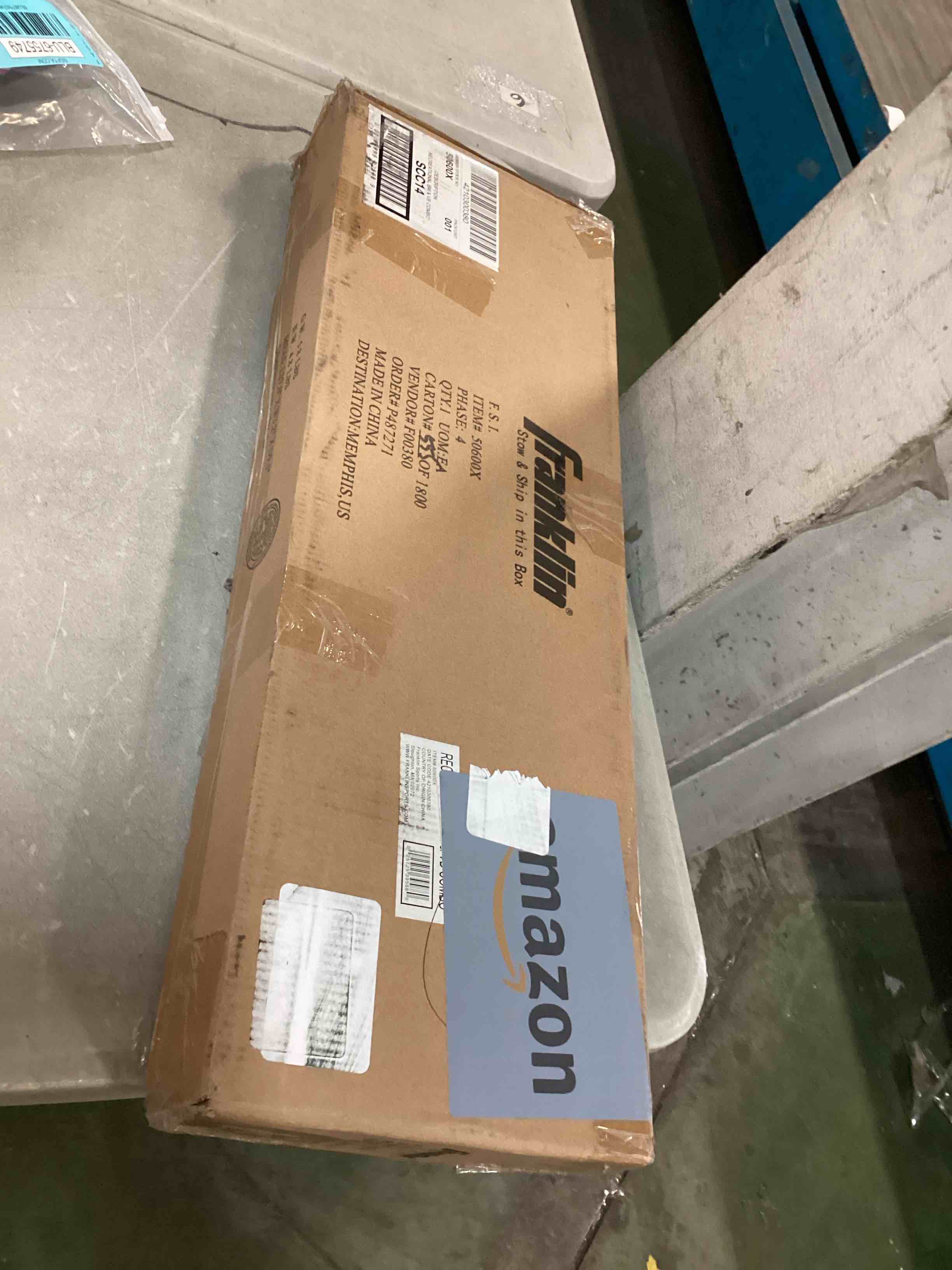 https://s3.amazonaws.com/lotting-images-prod/bidfta/BLU6755758_1721661013386.jpeg