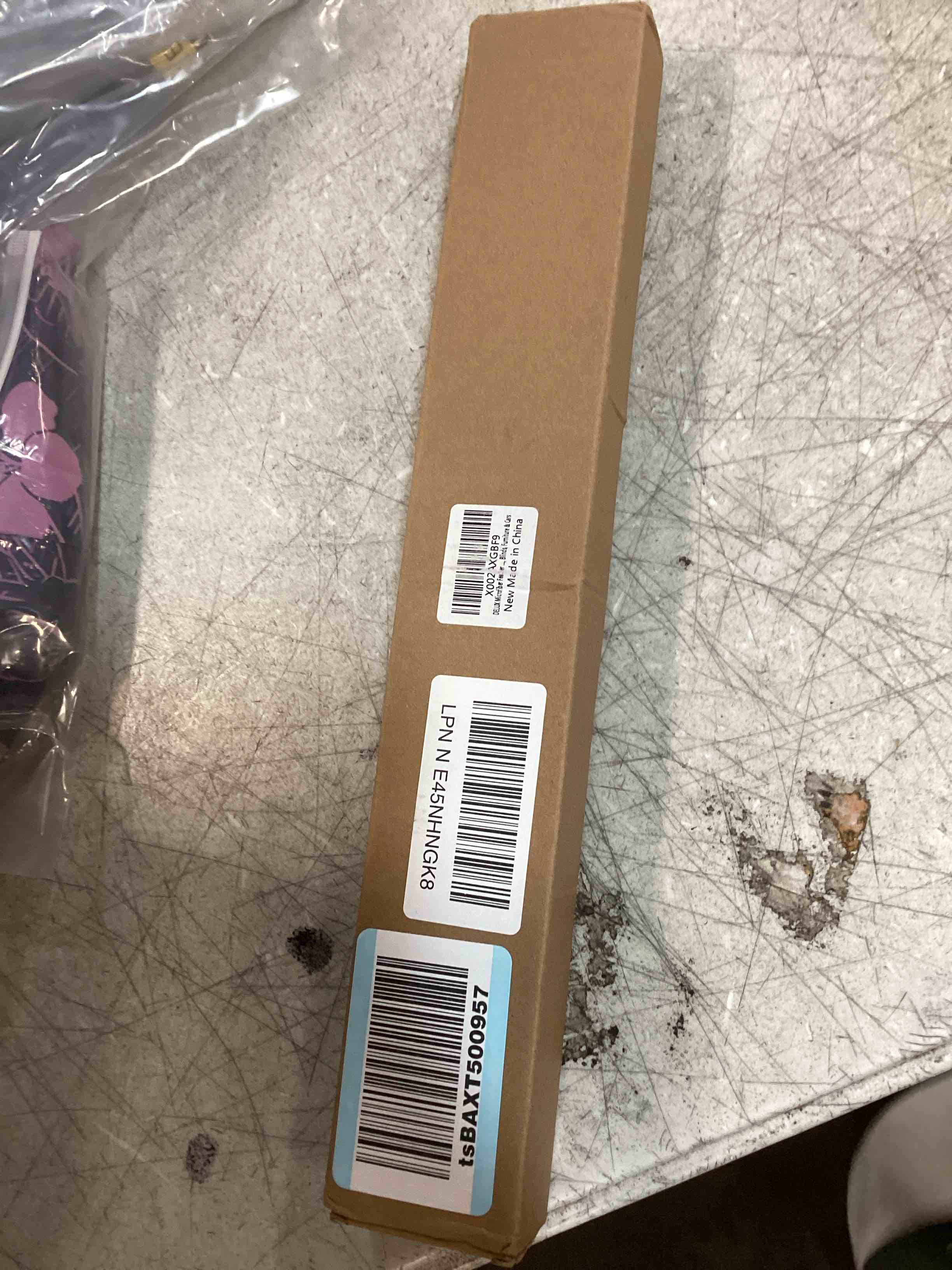 https://s3.amazonaws.com/lotting-images-prod/bidfta/BLU6755922_1721739426343.jpeg