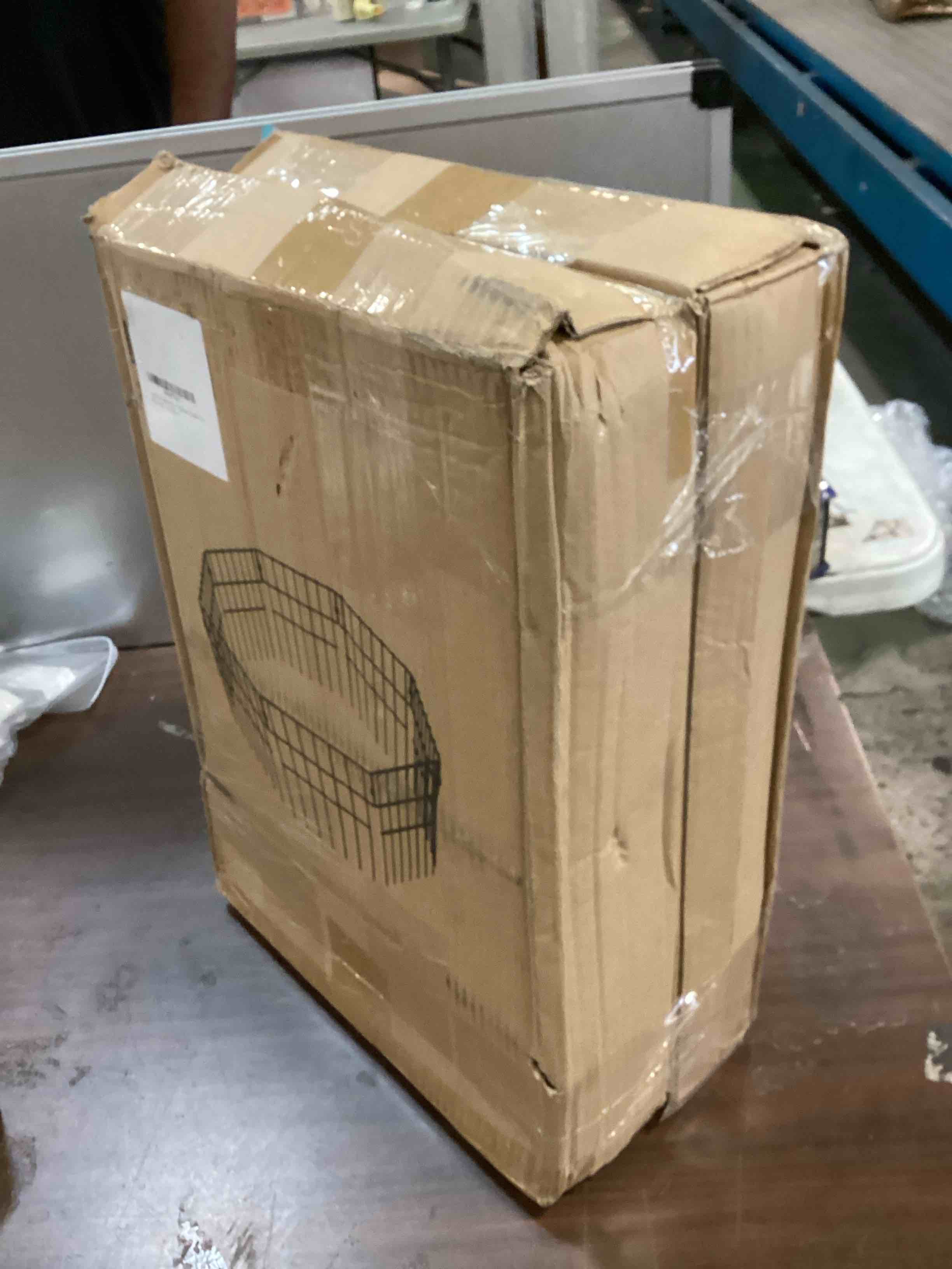 https://s3.amazonaws.com/lotting-images-prod/bidfta/BLU6756201_1721832948500.jpeg