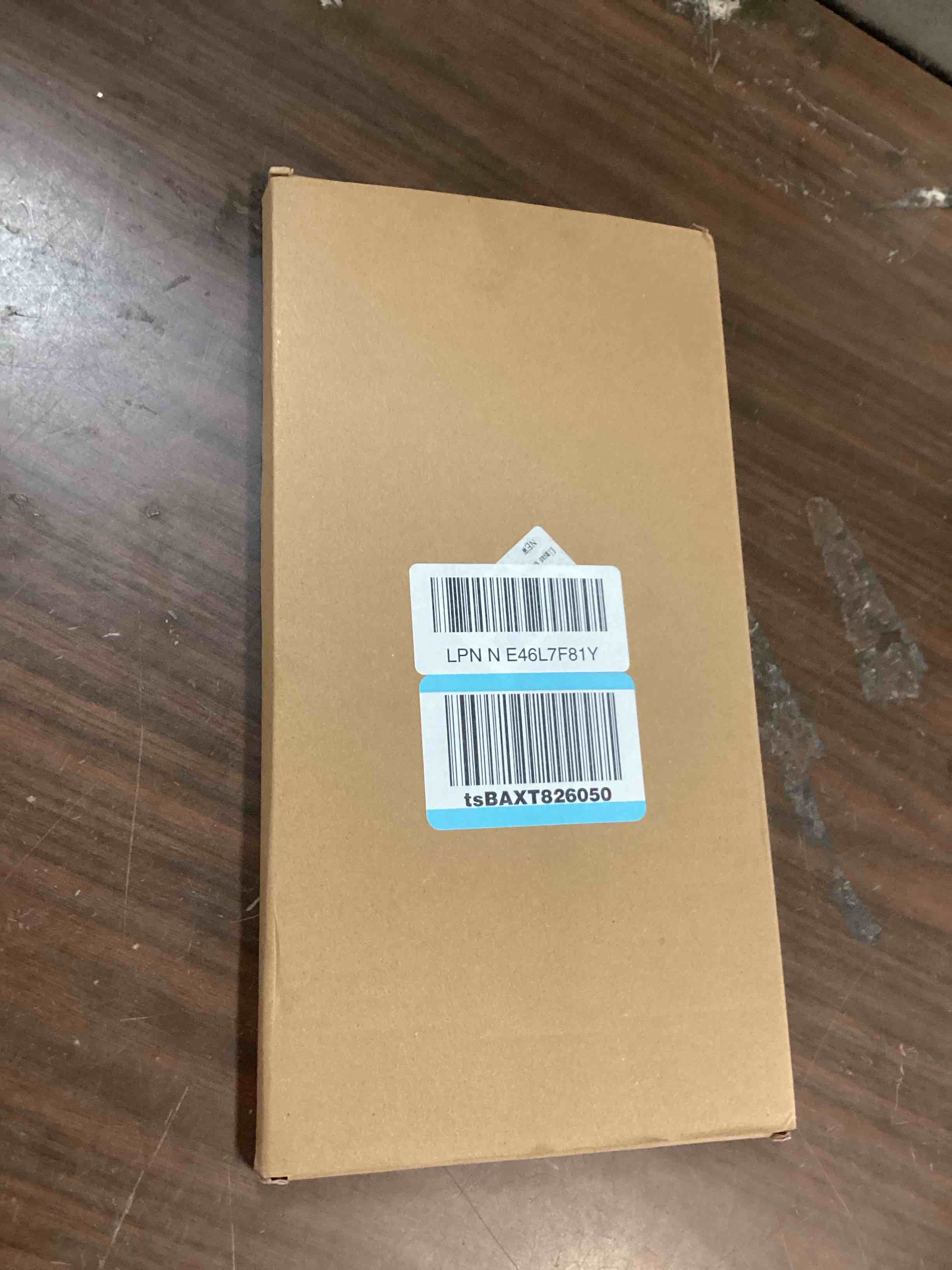 https://s3.amazonaws.com/lotting-images-prod/bidfta/BLU6756295_1721844342802.jpeg