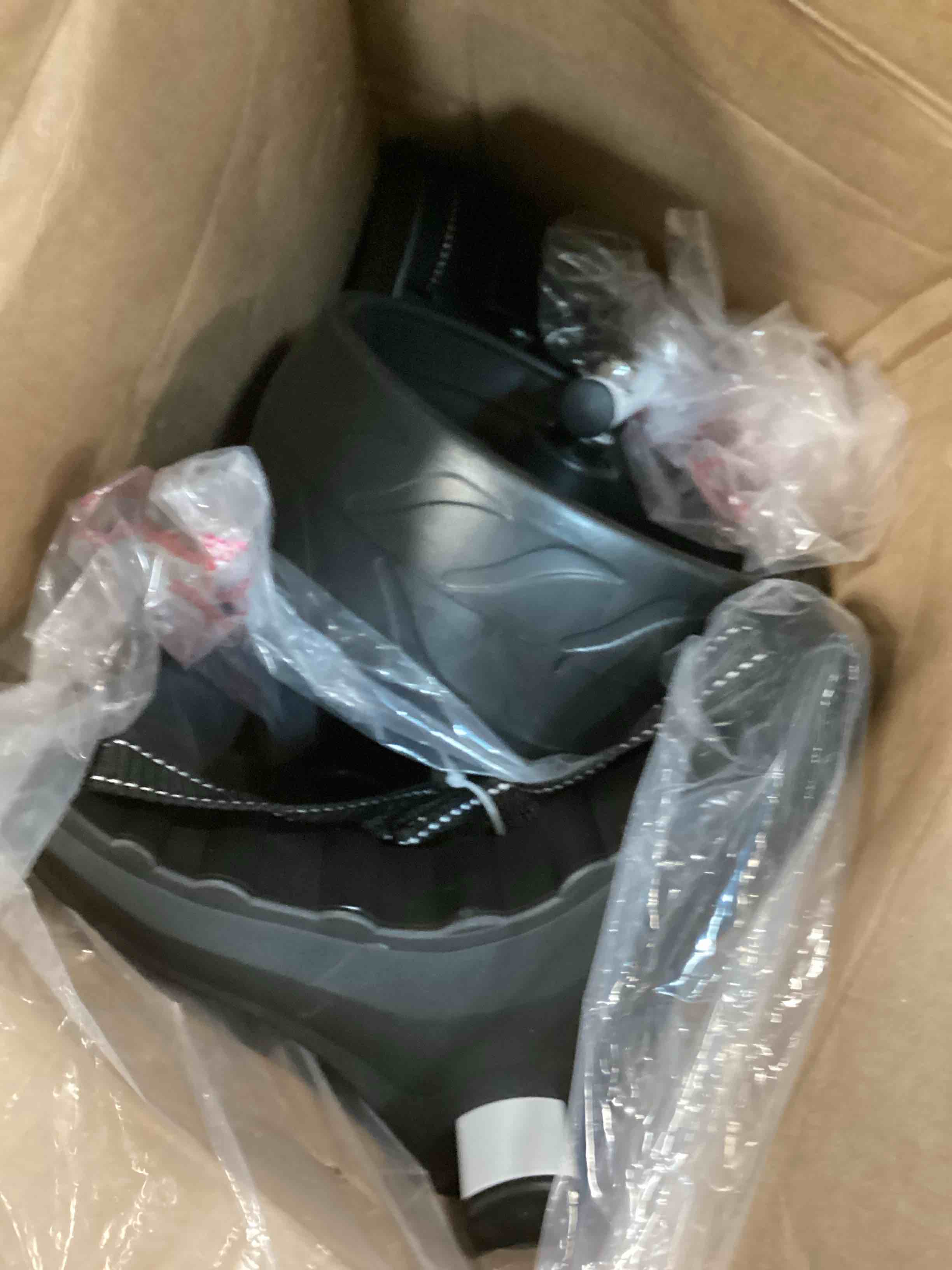 https://s3.amazonaws.com/lotting-images-prod/bidfta/BLU6756382_1721918103747.jpeg