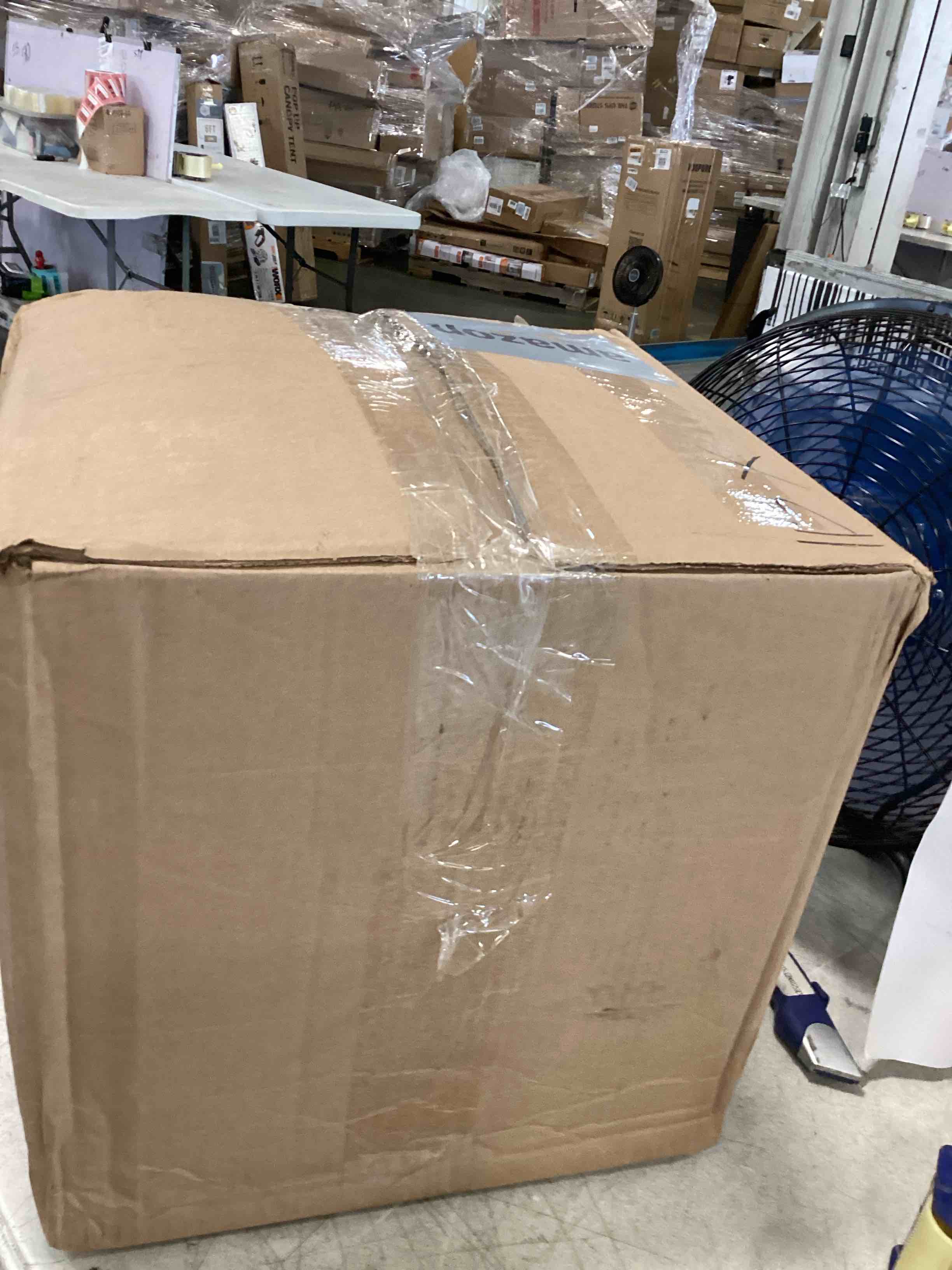 https://s3.amazonaws.com/lotting-images-prod/bidfta/BLU6756647_1721079899529.jpeg