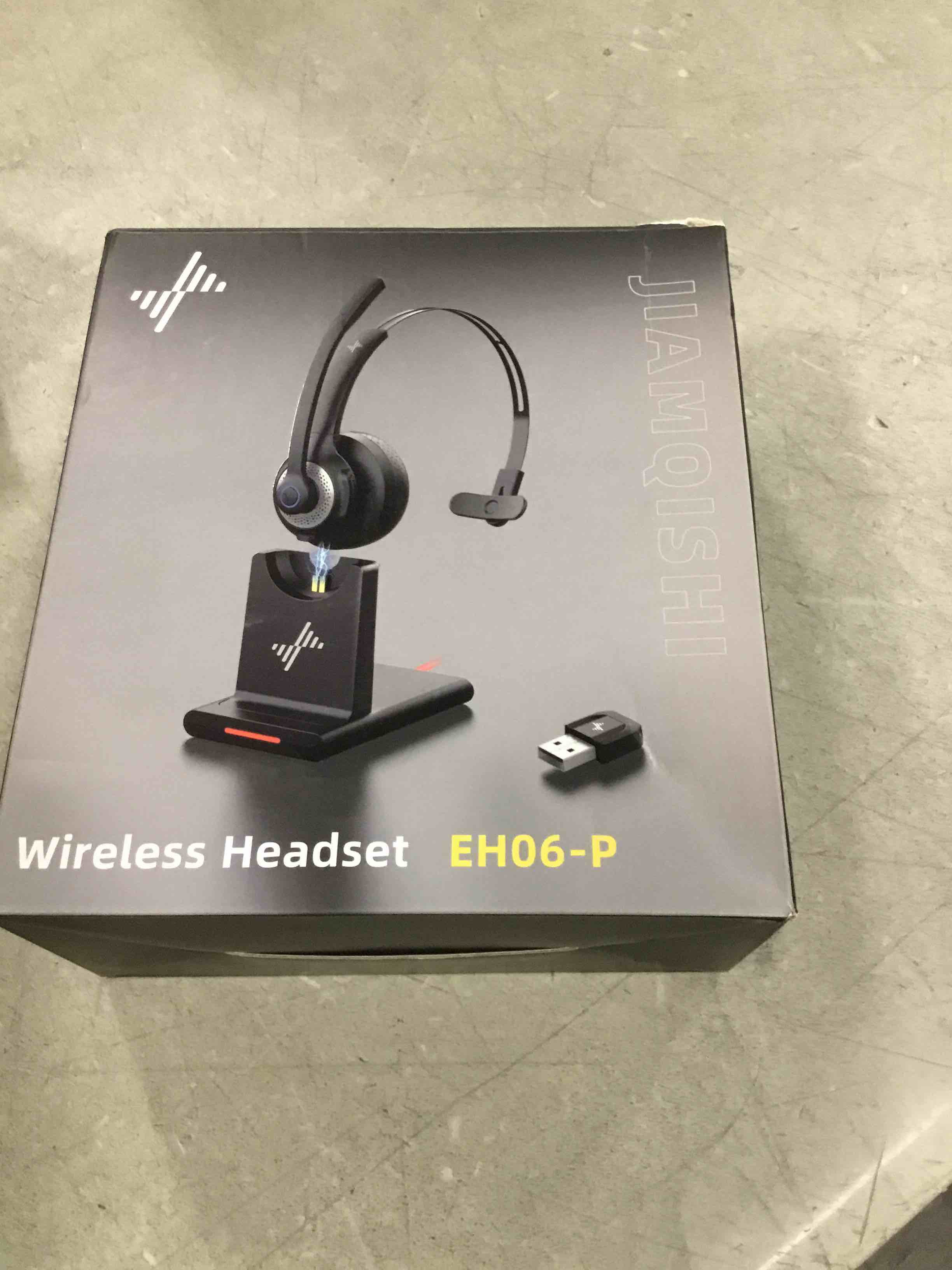 https://s3.amazonaws.com/lotting-images-prod/bidfta/BLU6757297_1721242186643.jpeg