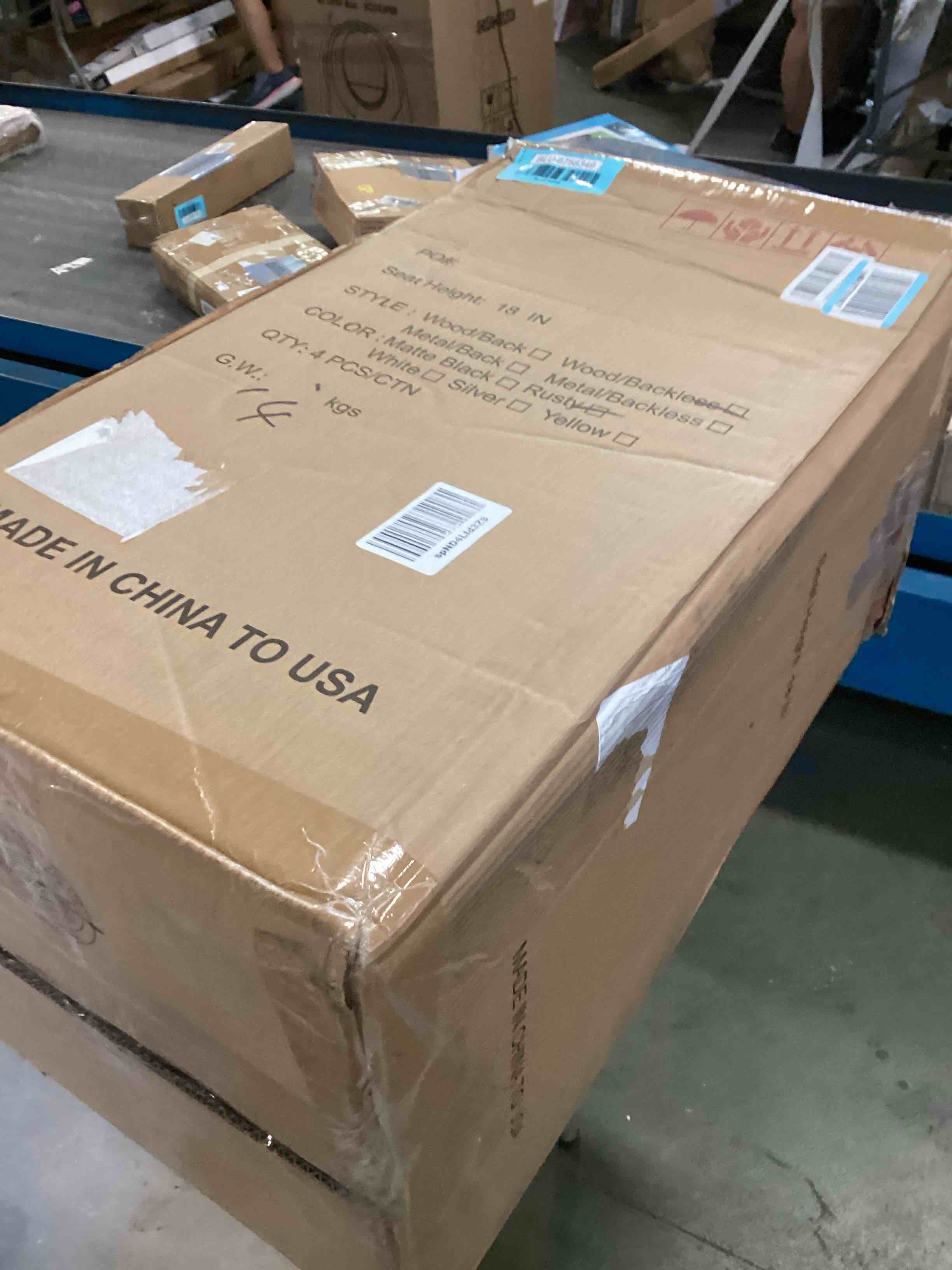https://s3.amazonaws.com/lotting-images-prod/bidfta/BLU6758349_1720634264613.jpeg