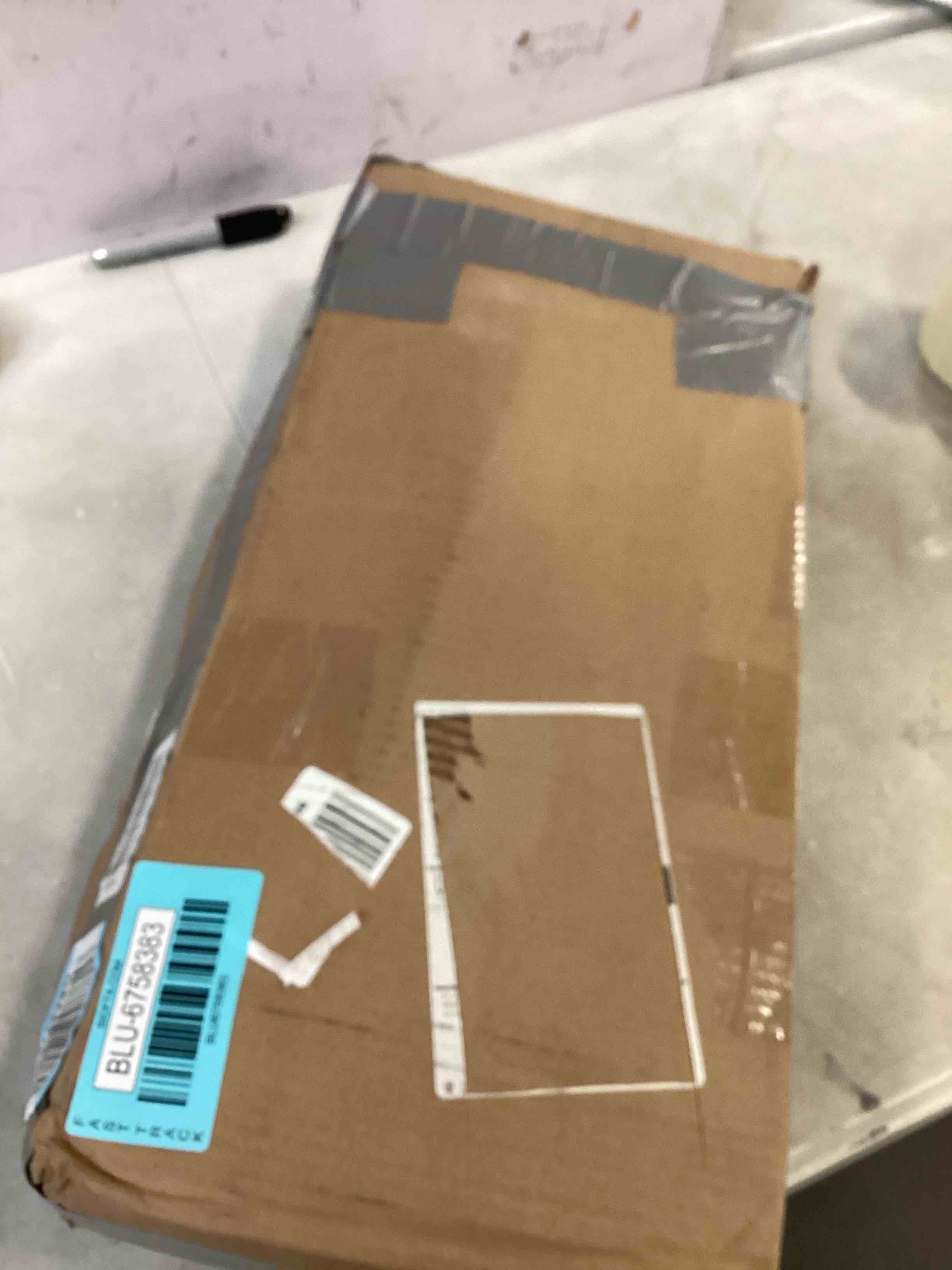 https://s3.amazonaws.com/lotting-images-prod/bidfta/BLU6758383_1720637336821.jpeg